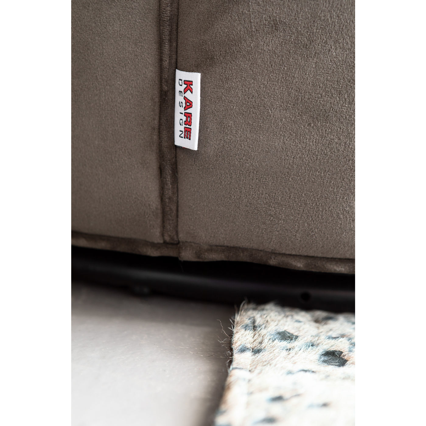 Кресло Music Hall 83094 KARE