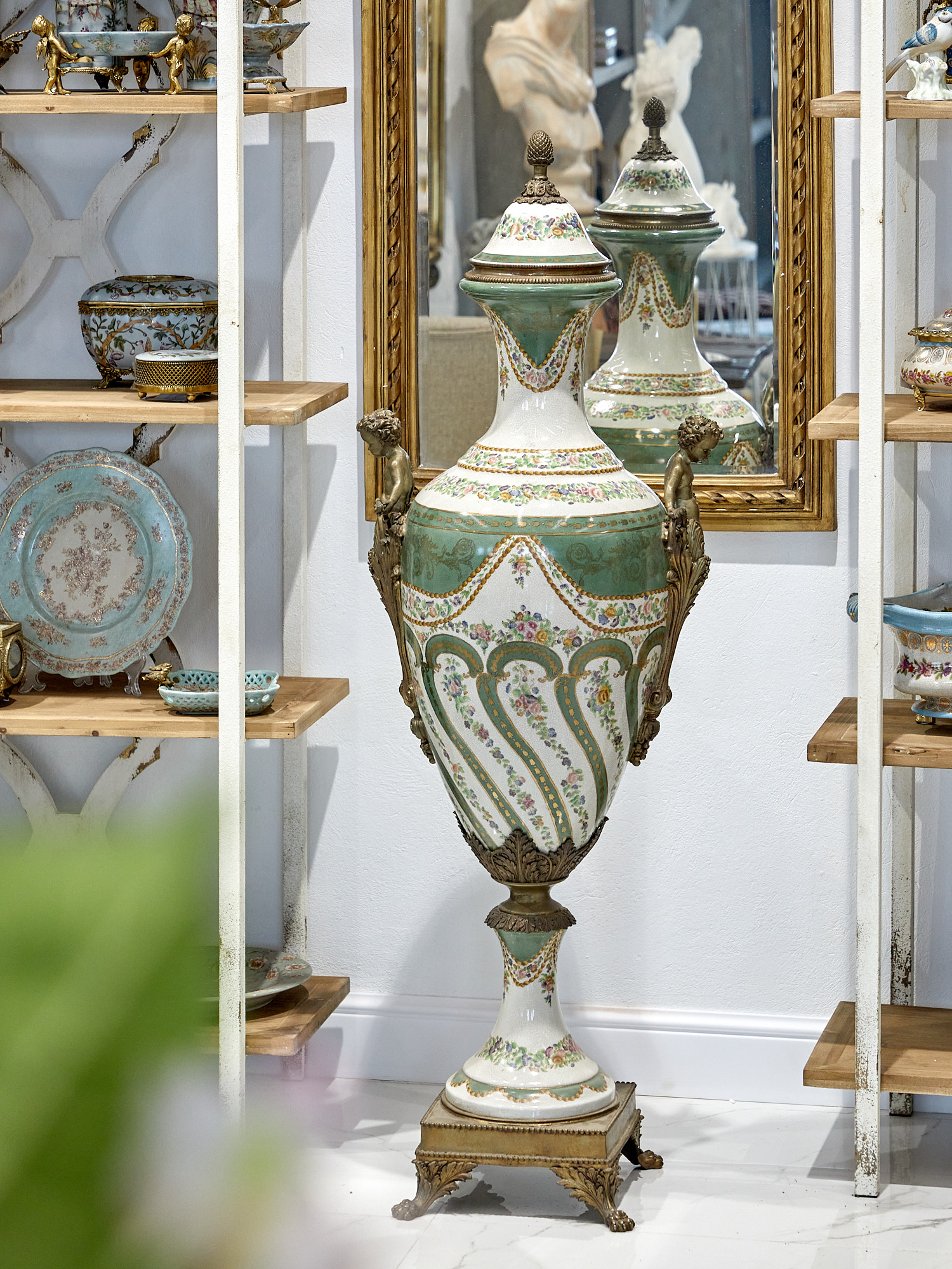 Ваза с крышкой Glasar J526C/X2537E