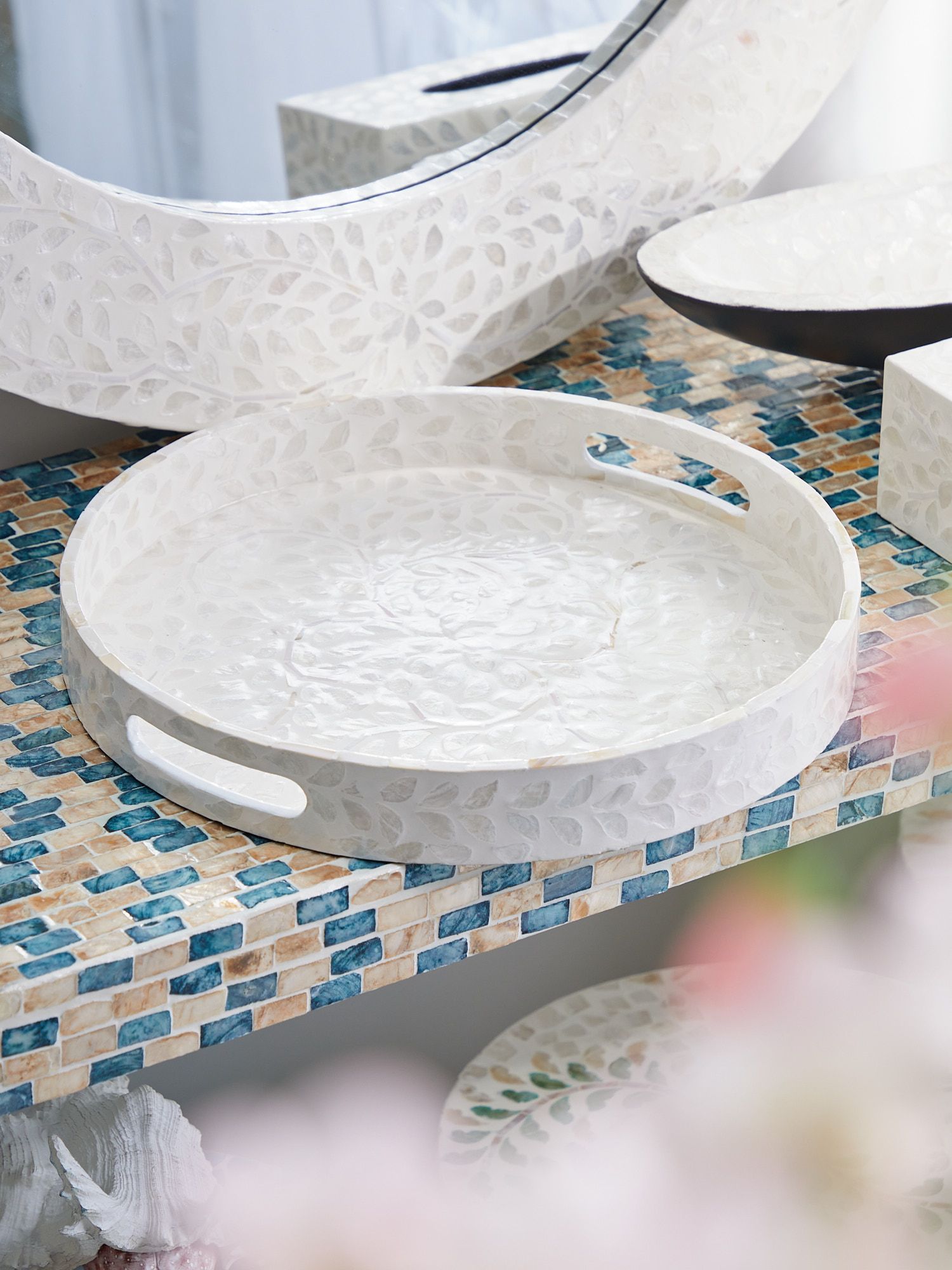 Поднос декоративный с отделкой раковинами устриц Glasar 67-026/2