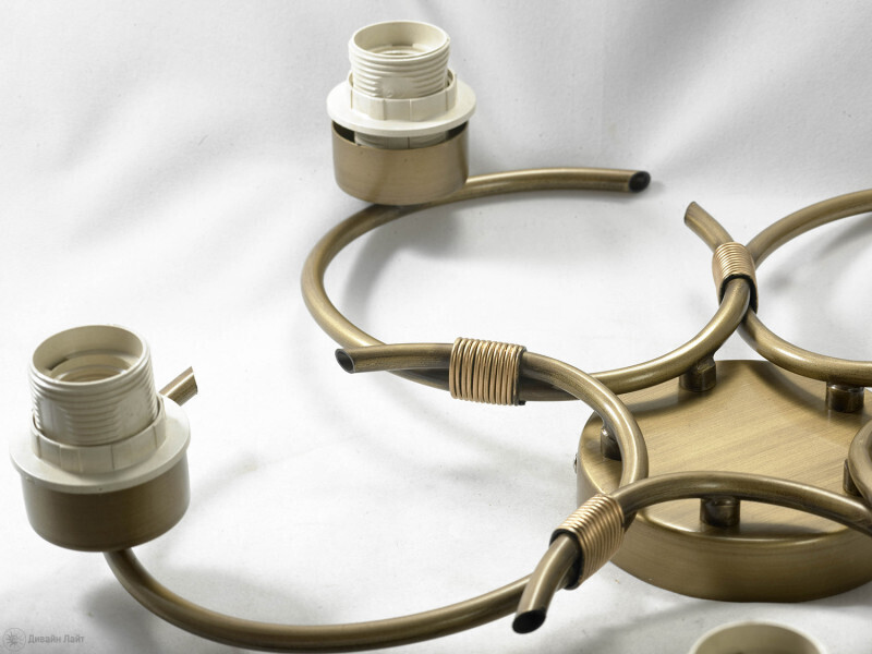 Накладная люстра Lussole LGO LSP-0223