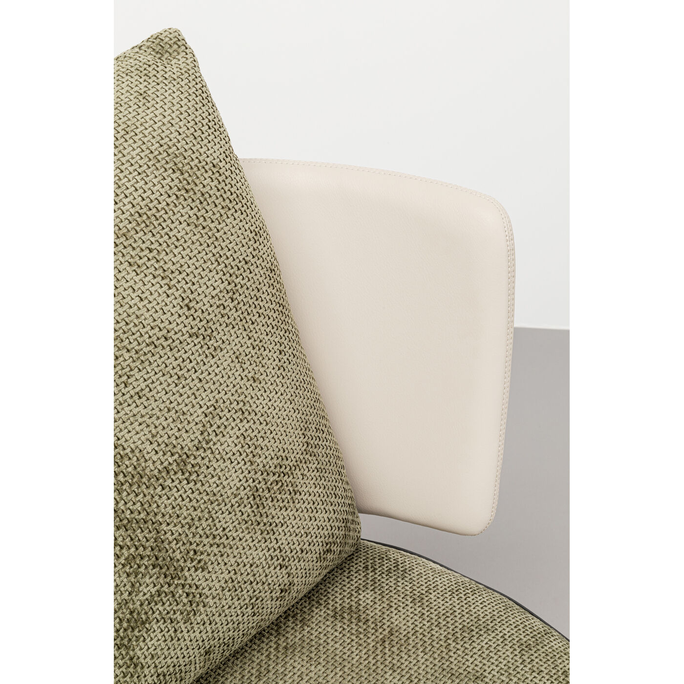 Кресло Josh KARE 70260