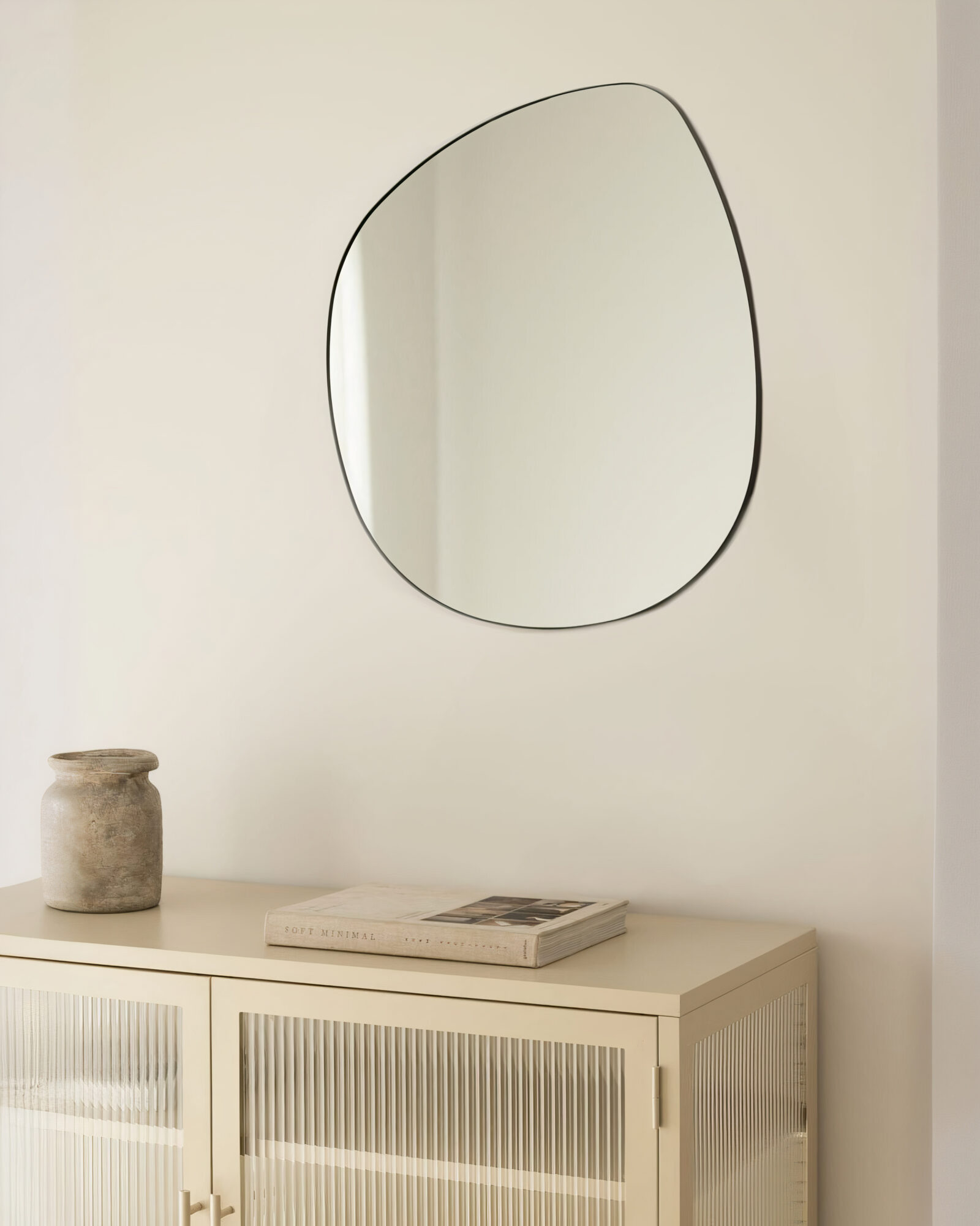 Ассиметричное настенное зеркало Анора Louvre Home DWM110824PND