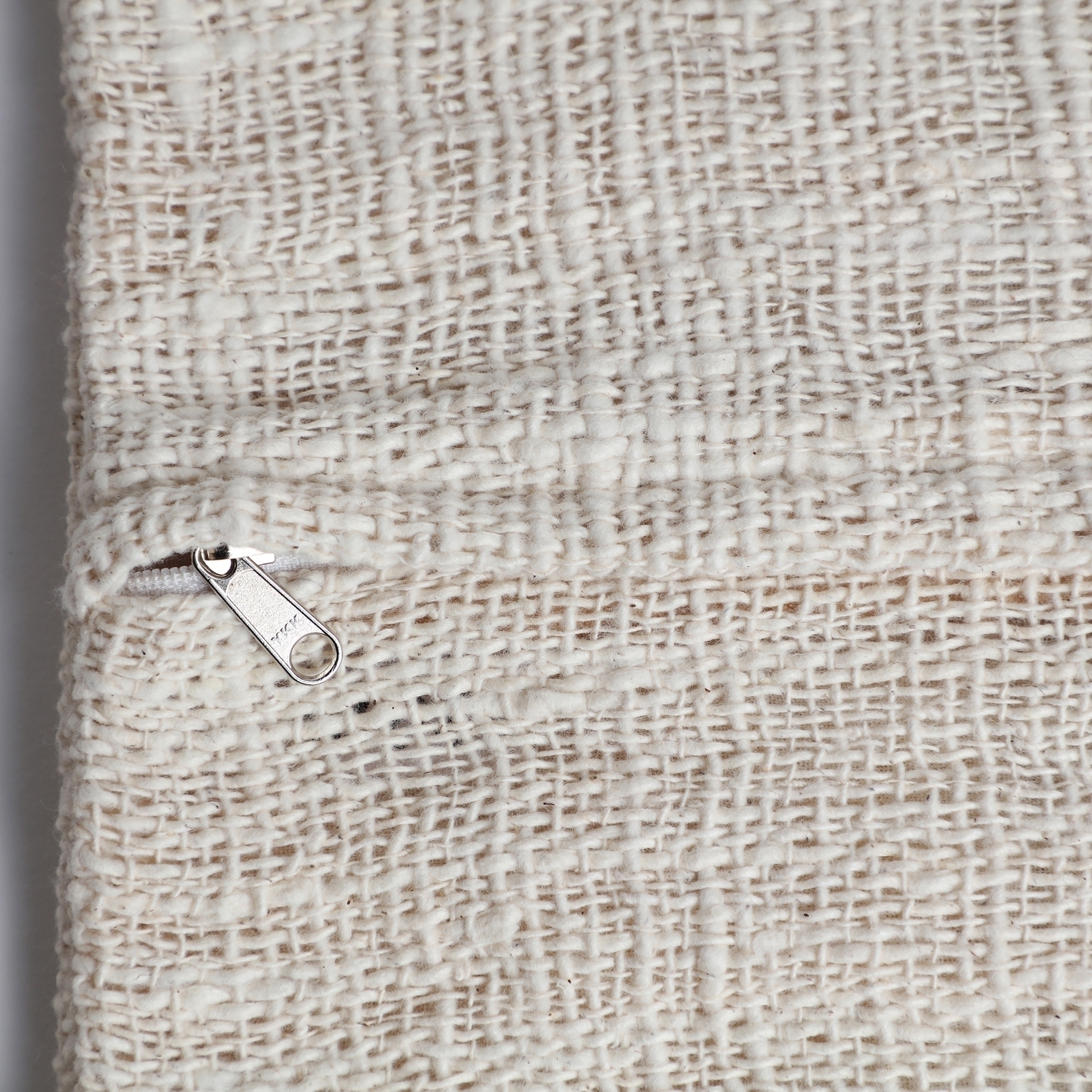 Подушка декоративная Clancy Vical