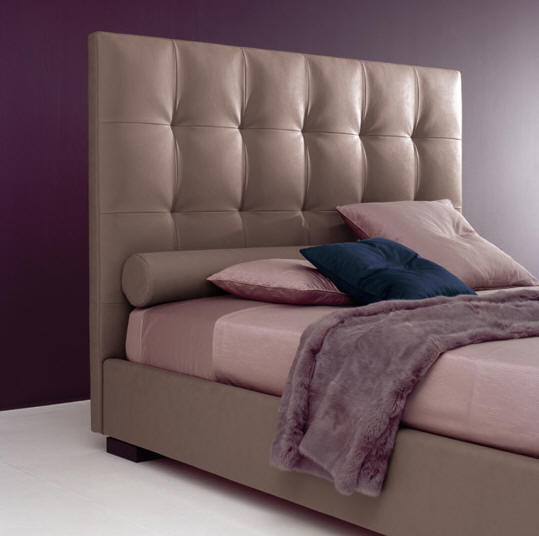 Кровать Twils Max Capitonne 18C165BSN