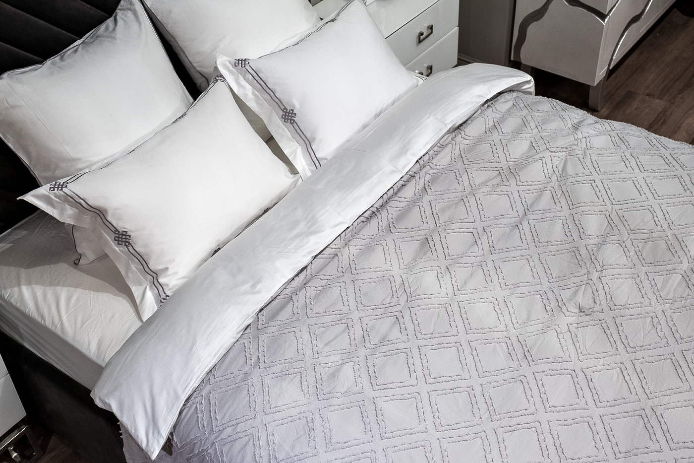 Покрывало Квадро серое Garda Decor 177HON-19230