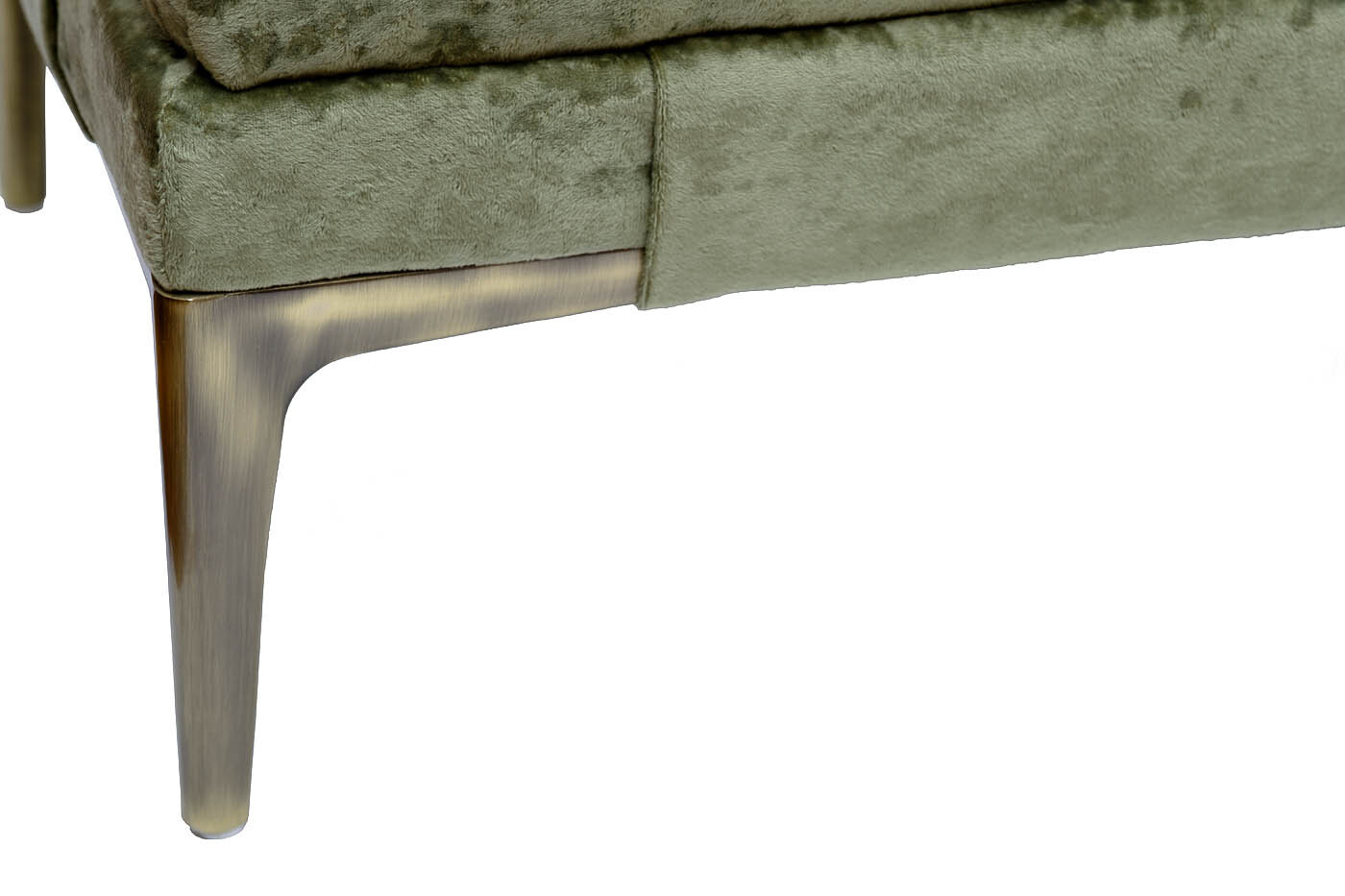 Банкетка Prima на металлических опорах оливковая Garda Decor PRIMA-Б160-2К-Оливк-Crush35