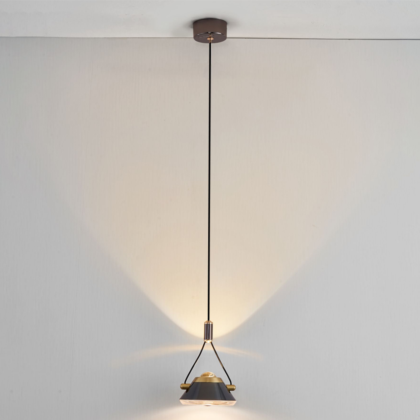 Подвесной светильник PETRUS by ImperiumLoft