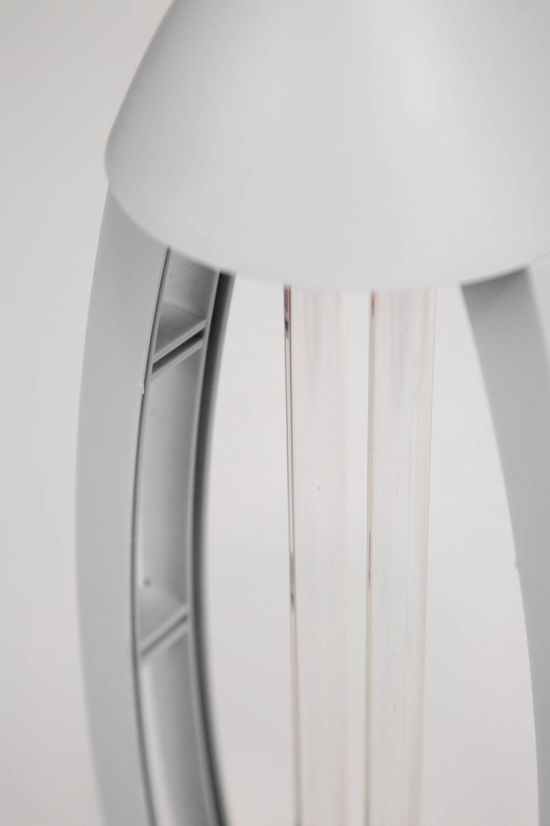 Лампа ультрафиолетовая бактерицидная SWG UV-2-2G11-36W Лампа ультрафиолетовая бактерицидная SWG UV-2-2G11-36W