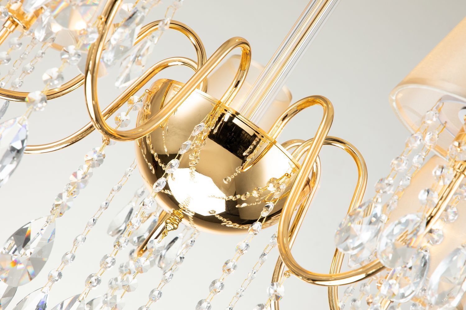 Люстра Favourite 2868-7P