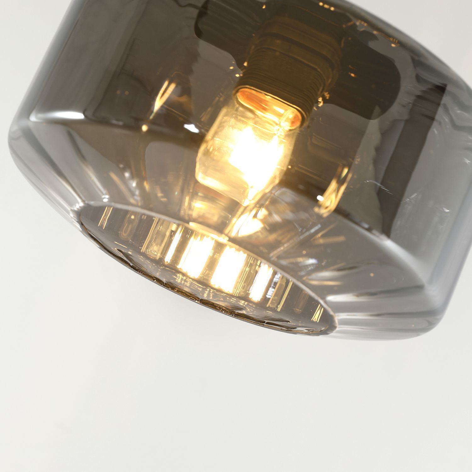 Люстра Favourite 2720-1P