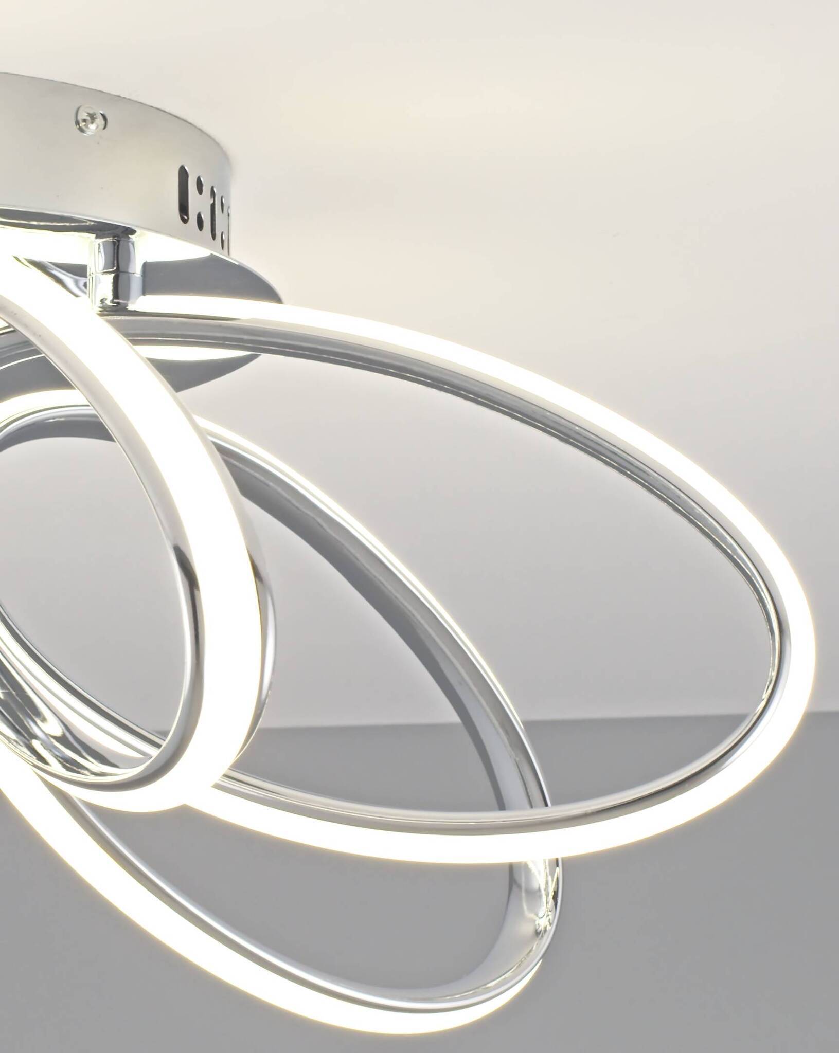 Светодиодная потолочная люстра с пультом Moderli V2782-CL Ello LED 140W