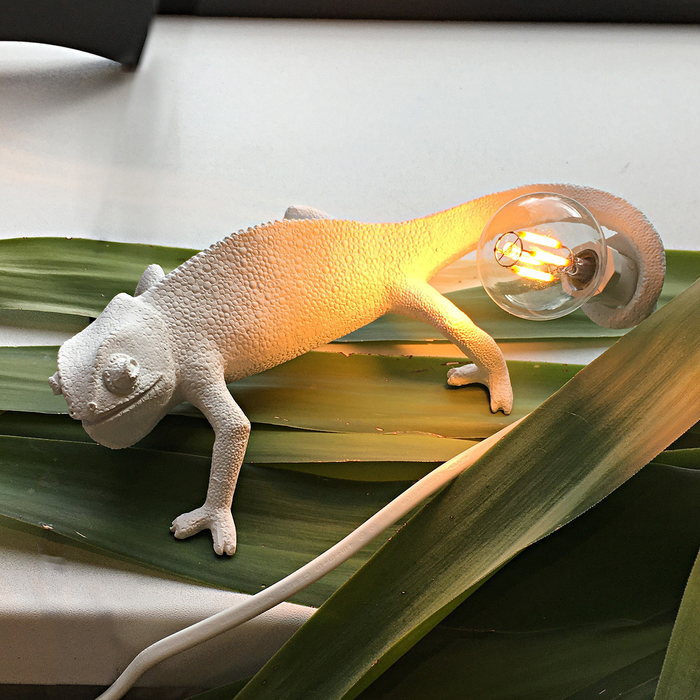 Настенный светильник Seletti Chameleon Going Up USB 15092
