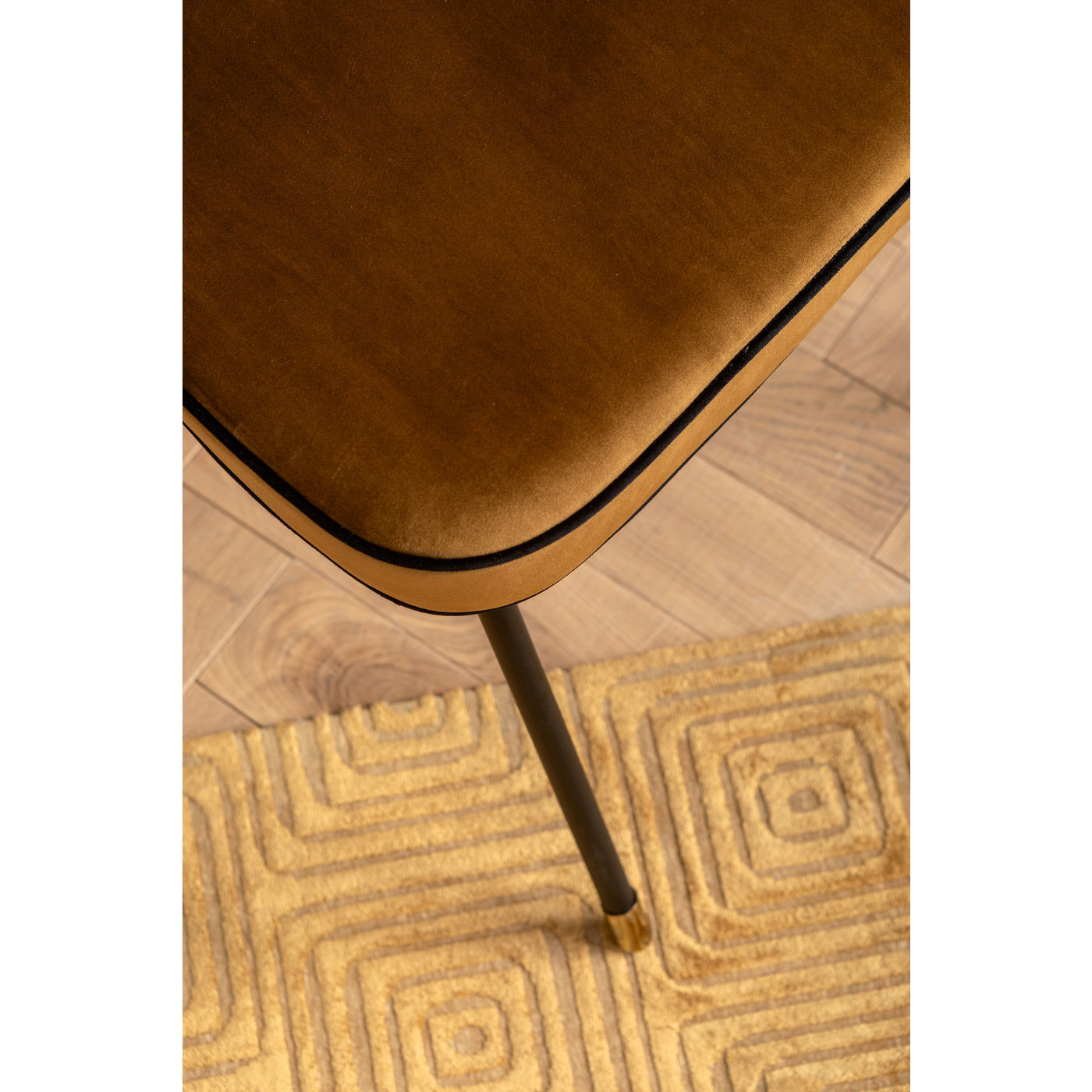 Стул Irina 80036 KARE