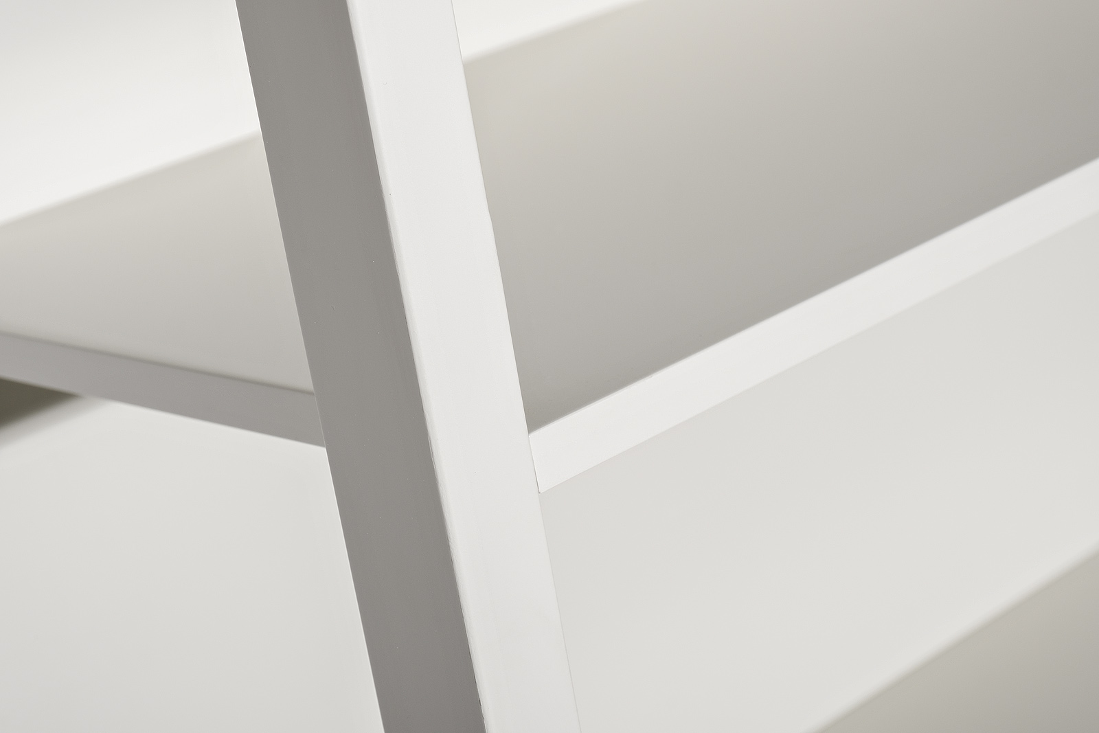 Шкаф-витрина открытый широкий с комодом с 2-мя ящиками Garda Decor 151SV-000023