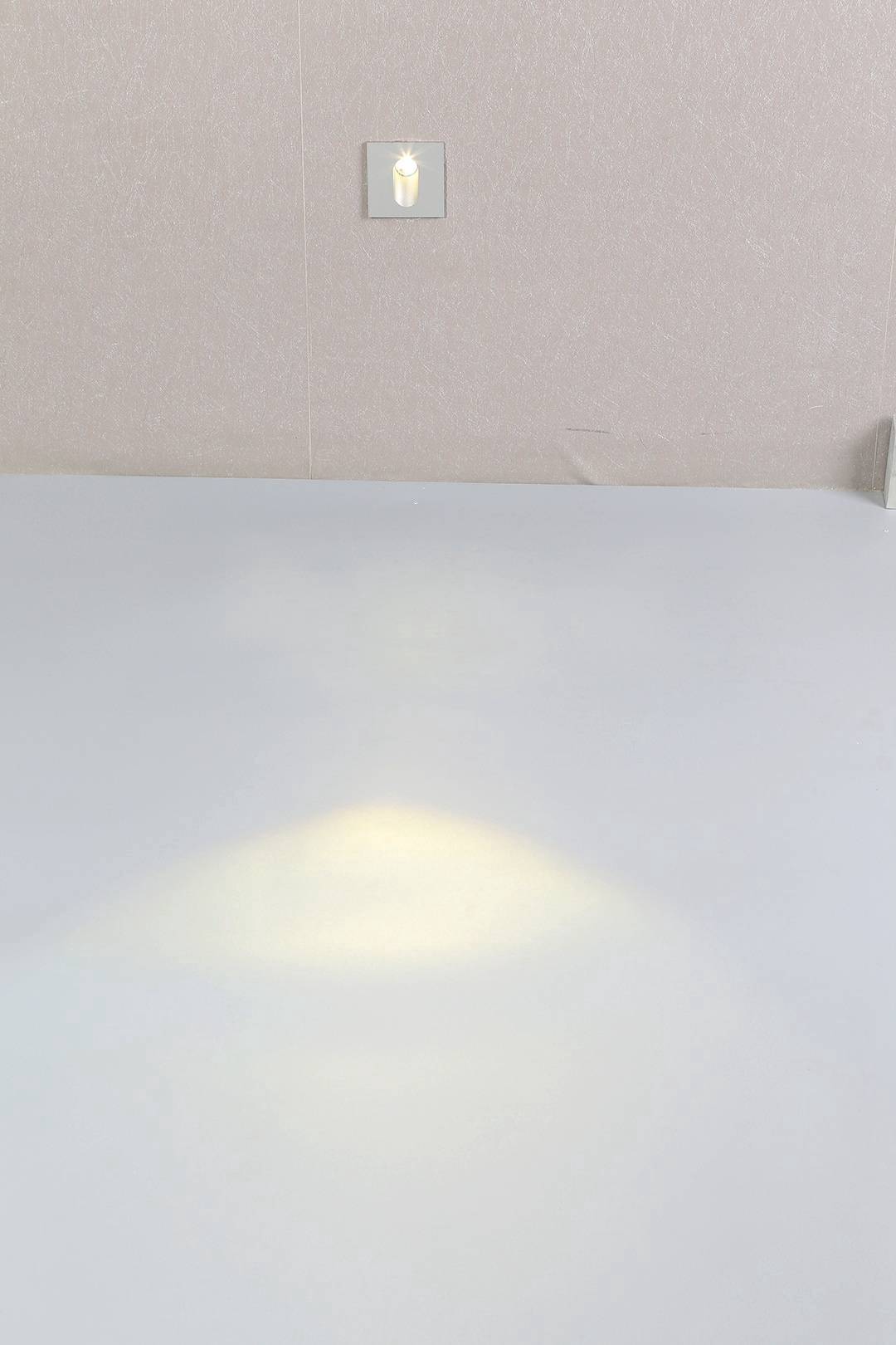 Светильник настенный DesignLed GW-S612-3-SL-NW