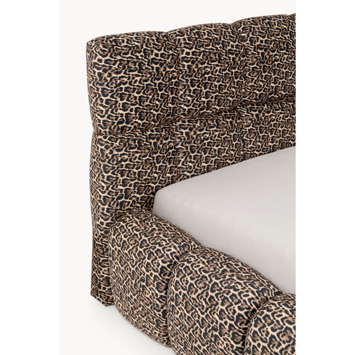 Кровать Salamanca Leo 180x200cm KARE 71395