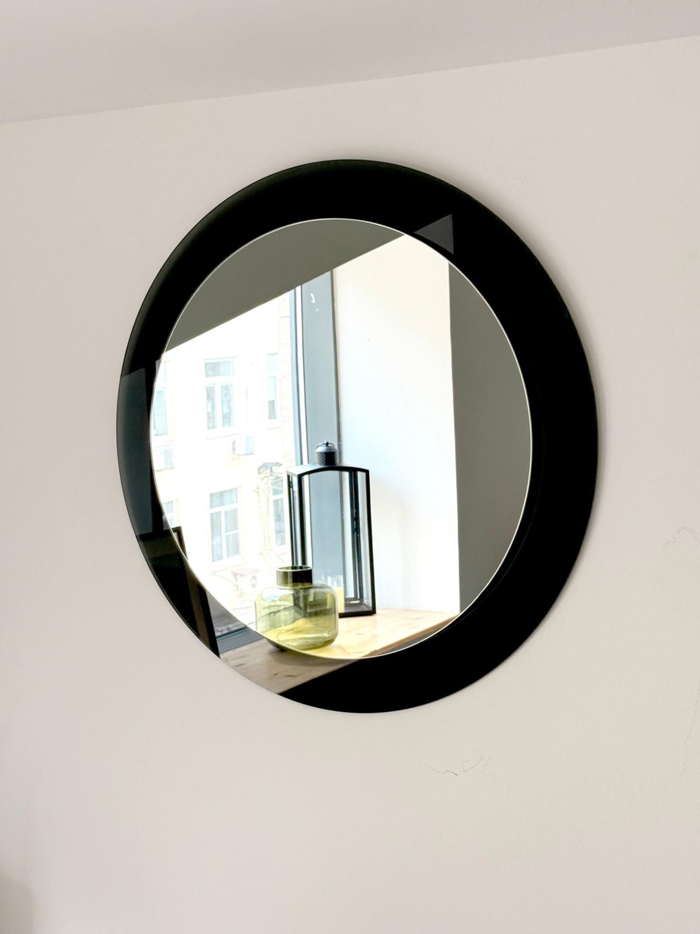 Зеркало BountyHome Cerchio Nero illuminato mv916