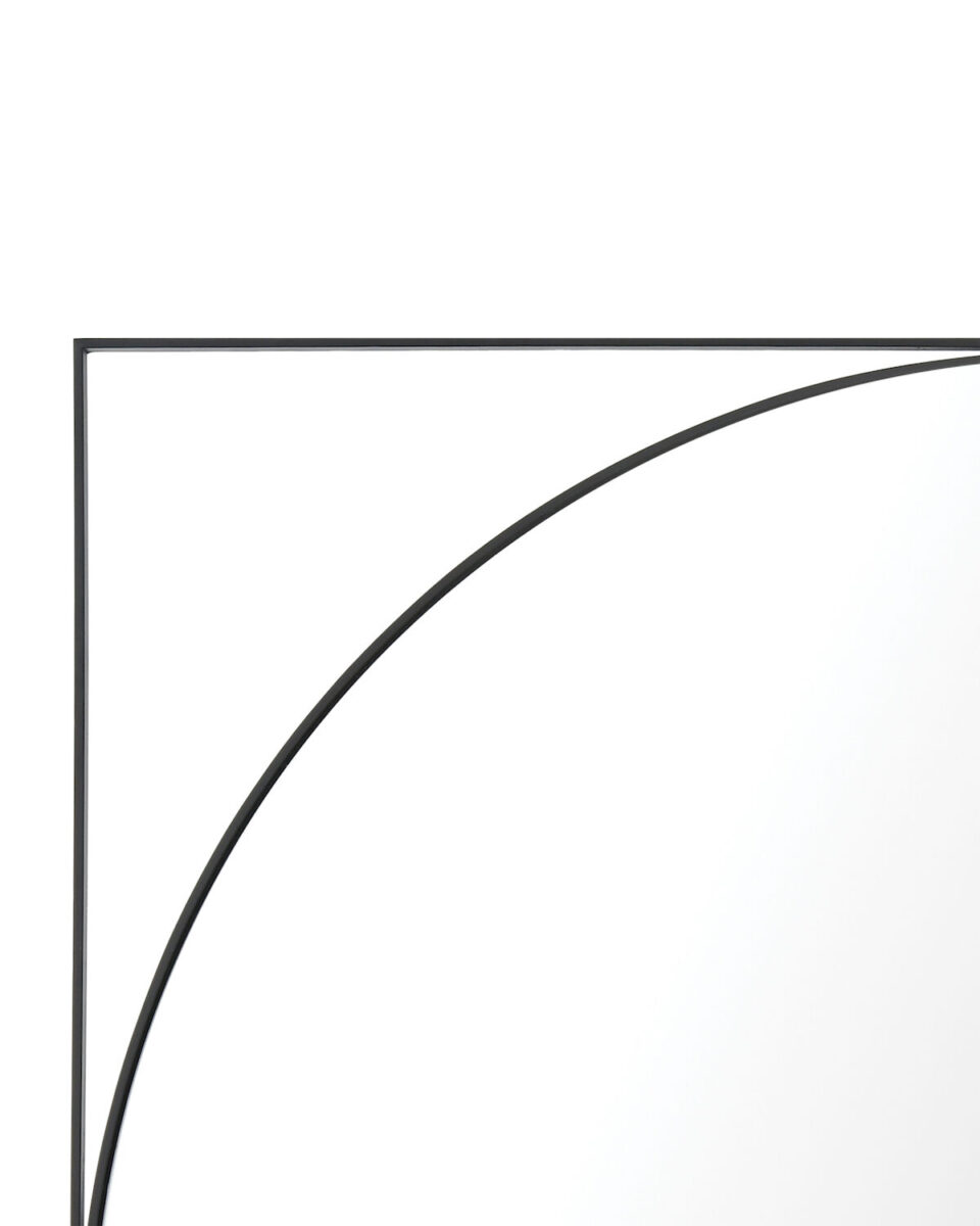 Зеркало настенное в раме Минклер Louvre Home LDWM281823ZYH