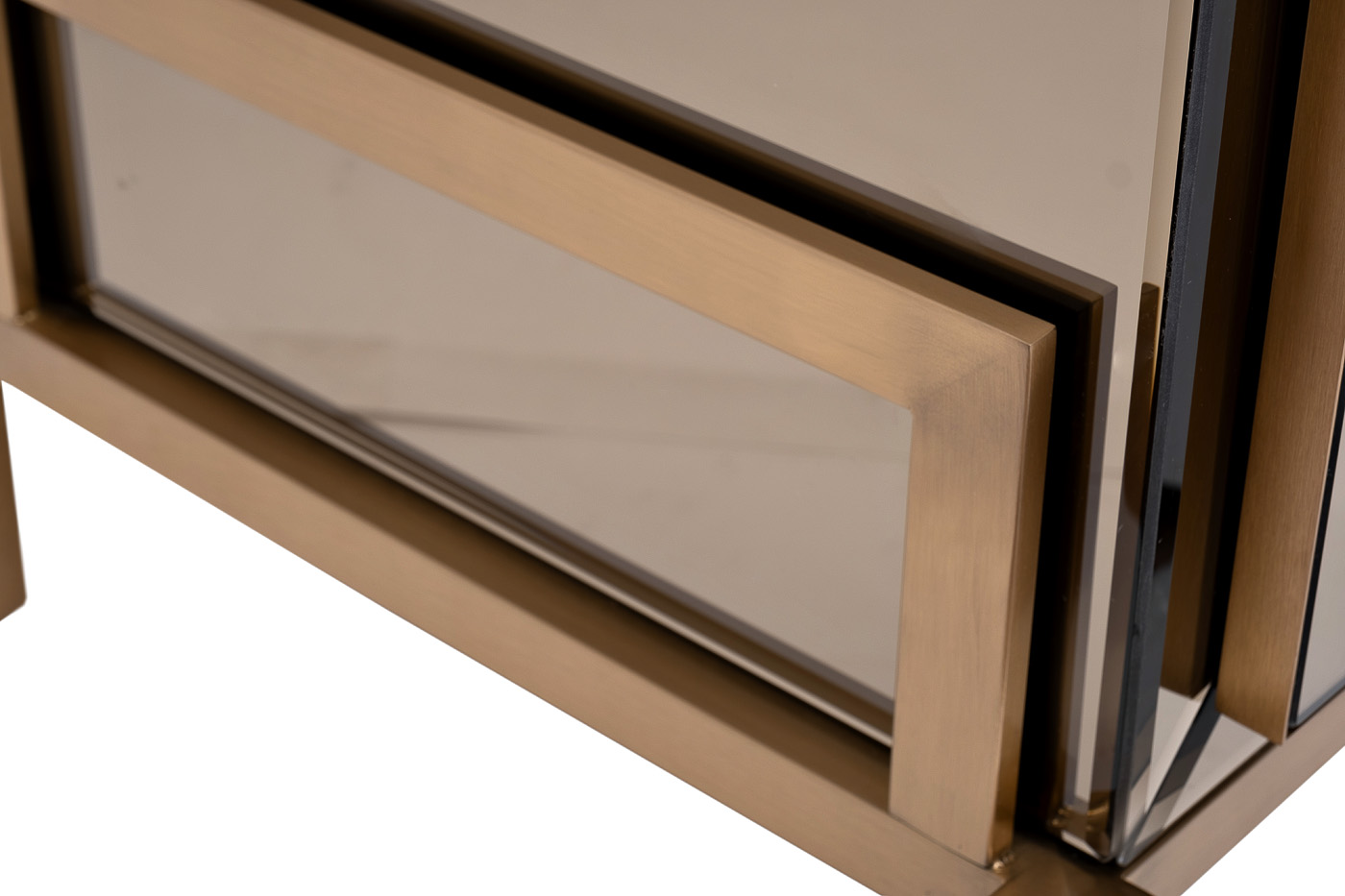 Тумбочка с 2мя ящиками зеркальная/золото Garda Decor KFG170