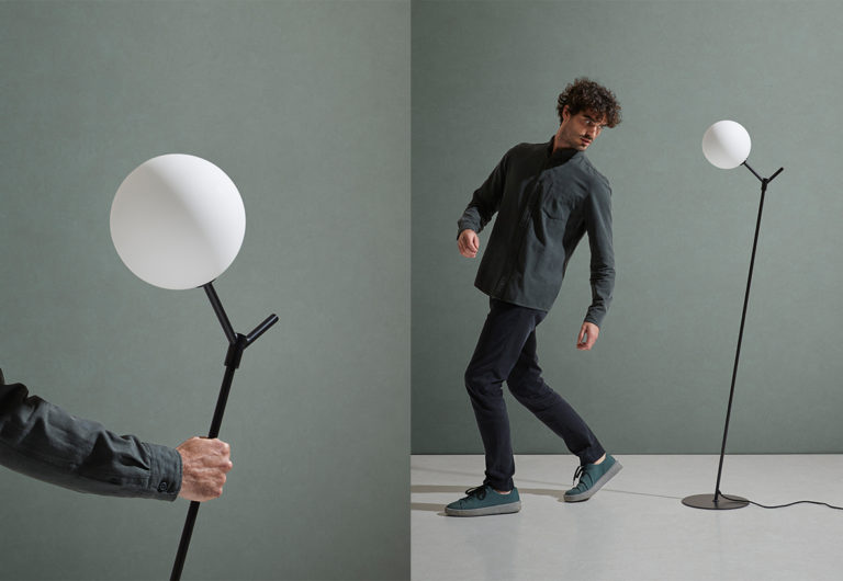 Торшер Atom черный Aromas del Campo