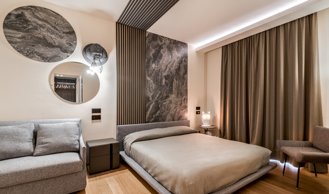 Настенный светильник Karman Ugo Rilla Grey AP152 GR INT