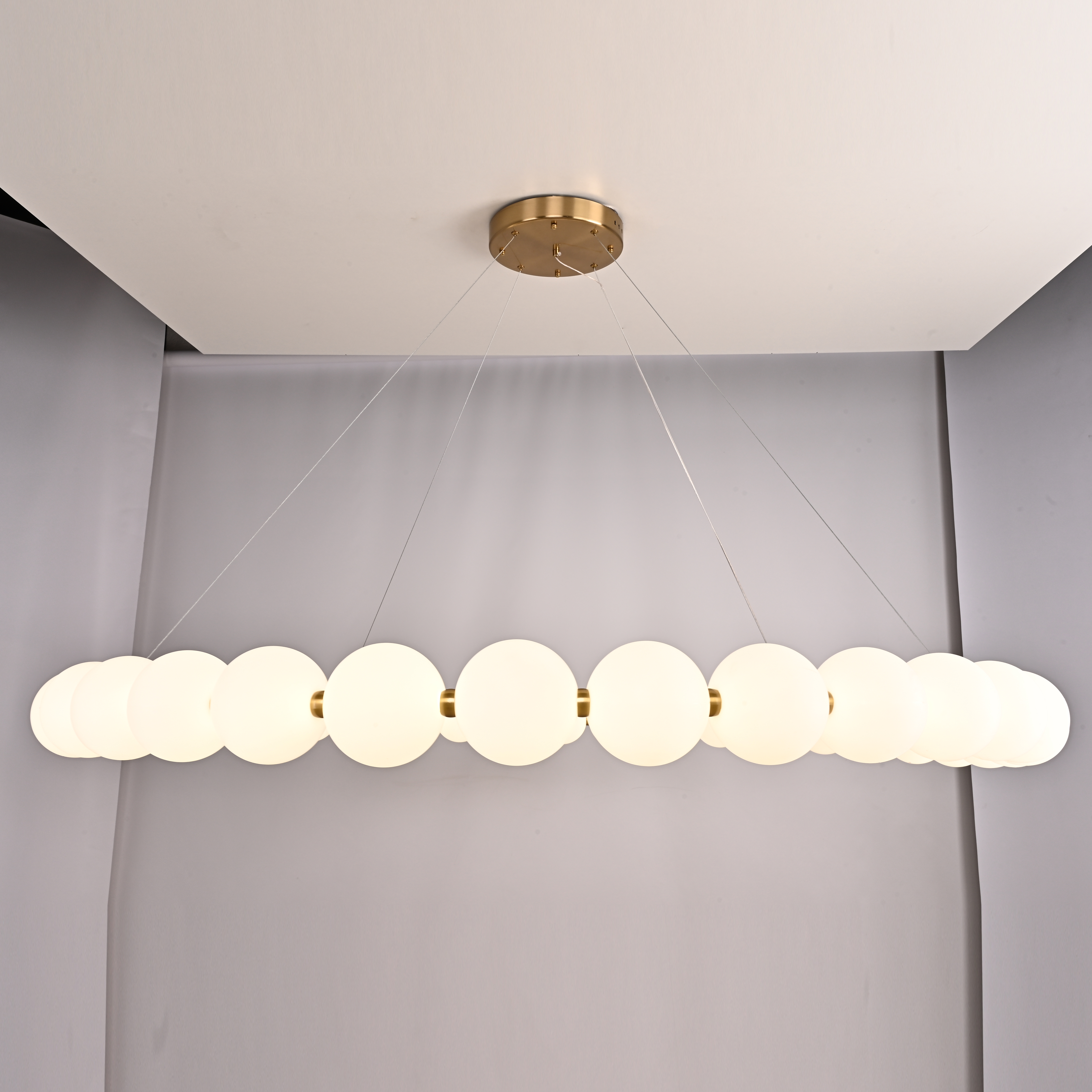 Кольцевая люстра CARA RING D160 by ImperiumLoft