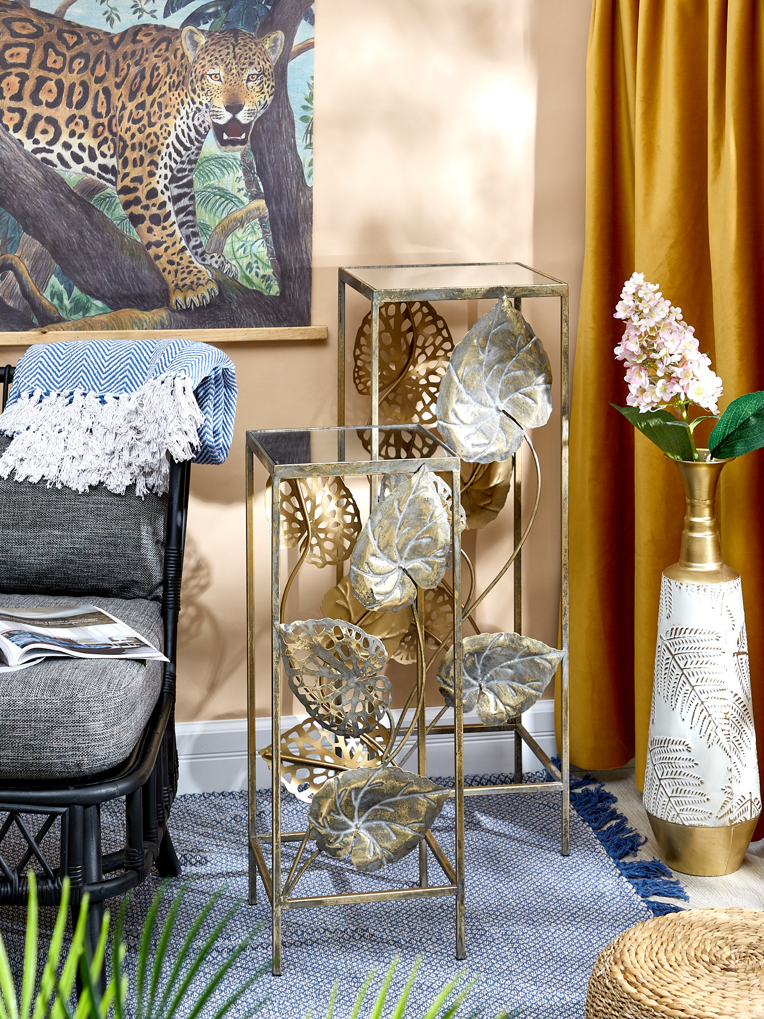 Столики интерьерные с зеркальной столешницей, набор из ук, Glasar 57-038/037