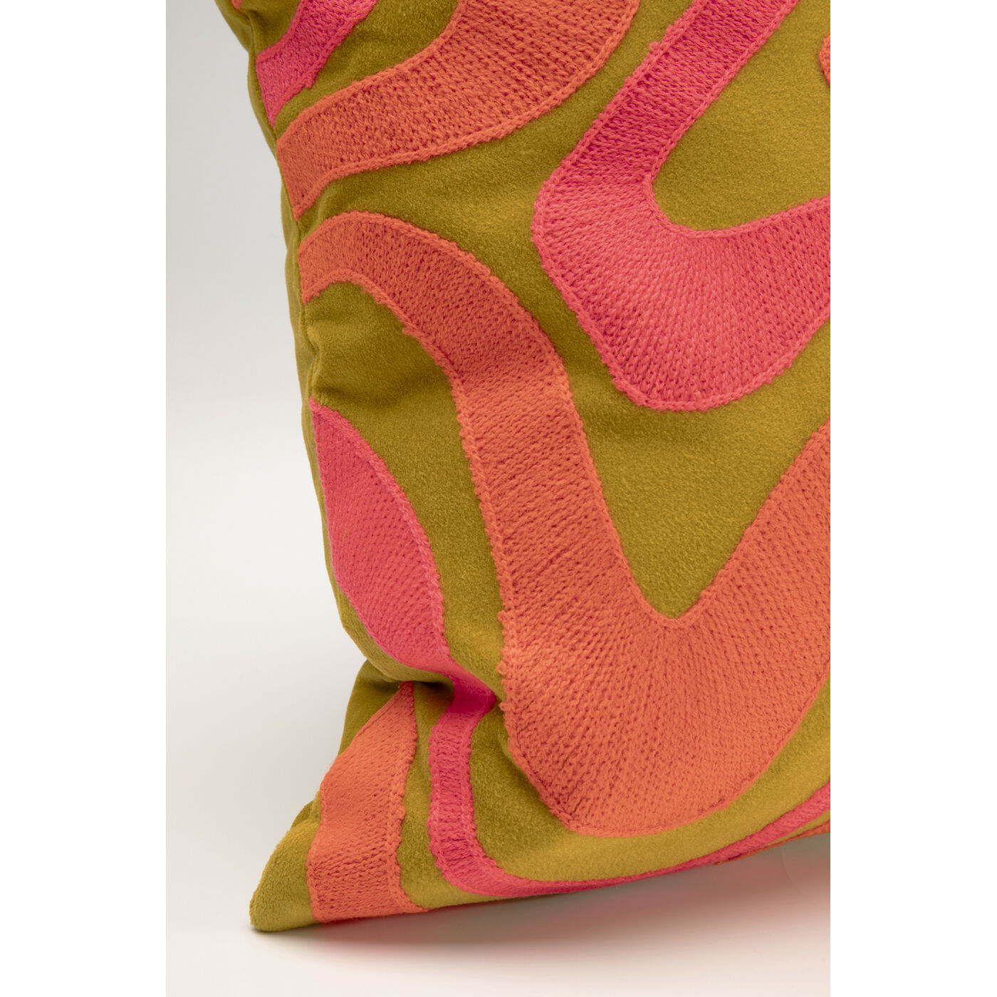 Подушка Electric Feeling Pink 45x45cm KARE 57953