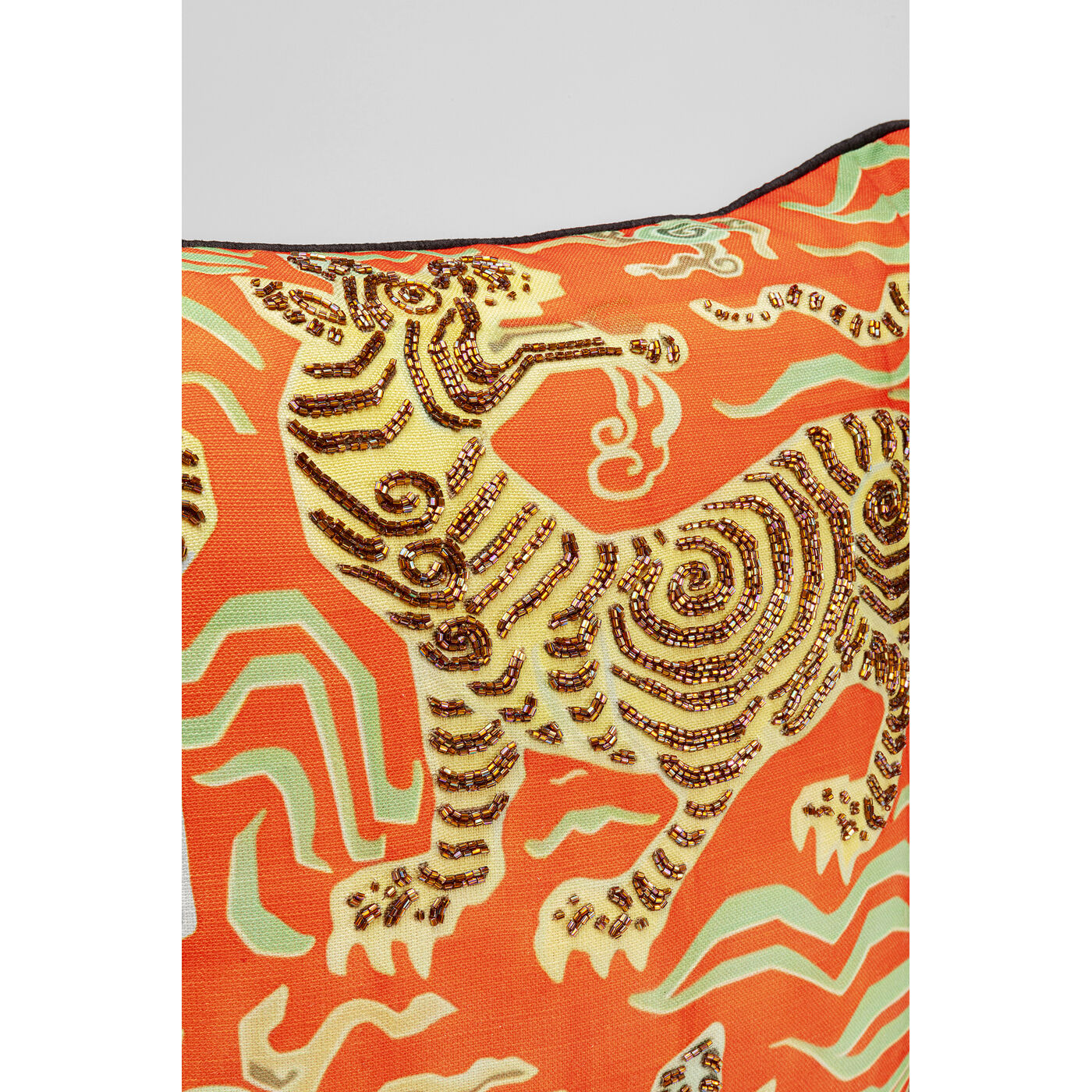 Подушка Tiger Love Red 45x45cm KARE 57272