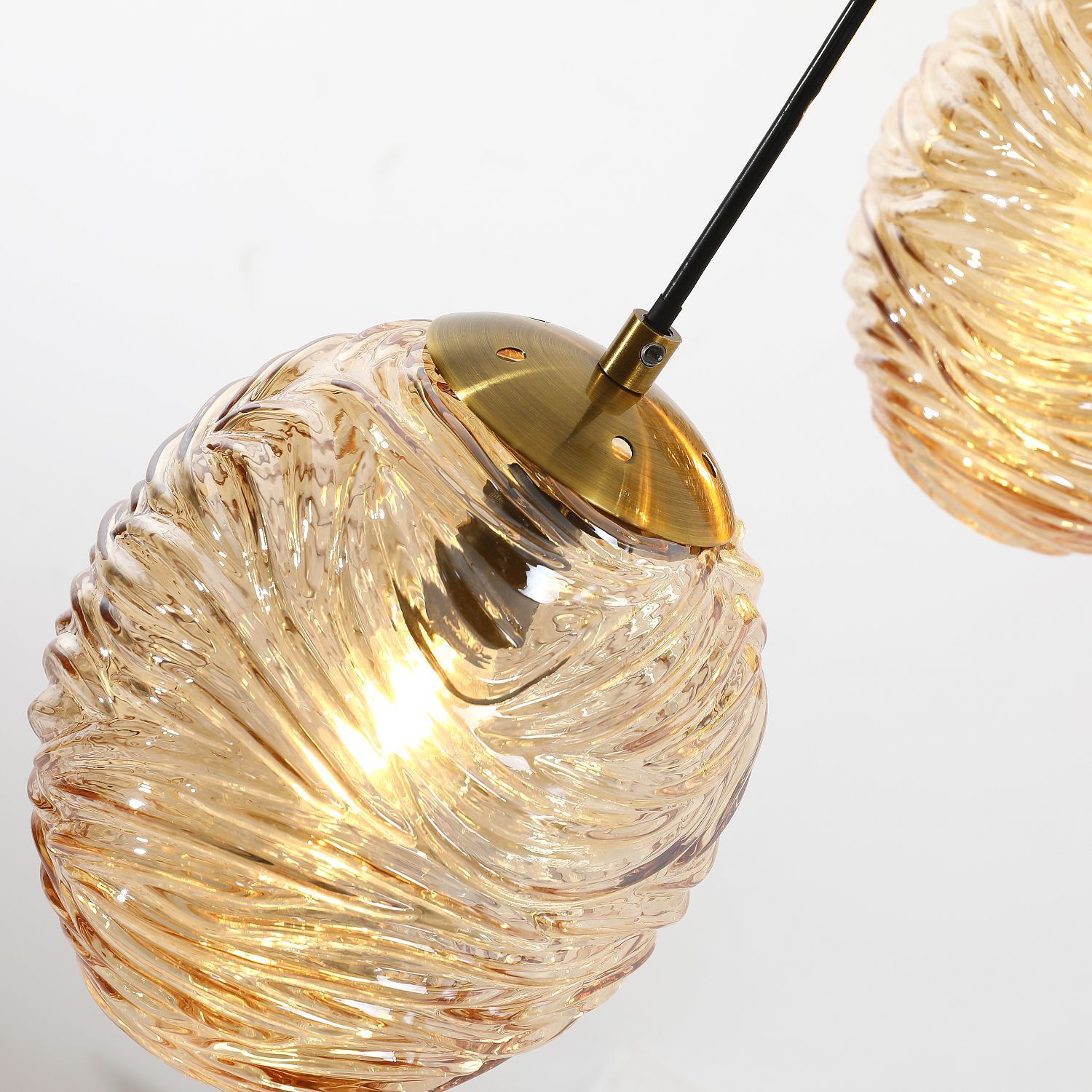 Люстра Favourite 2722-3P