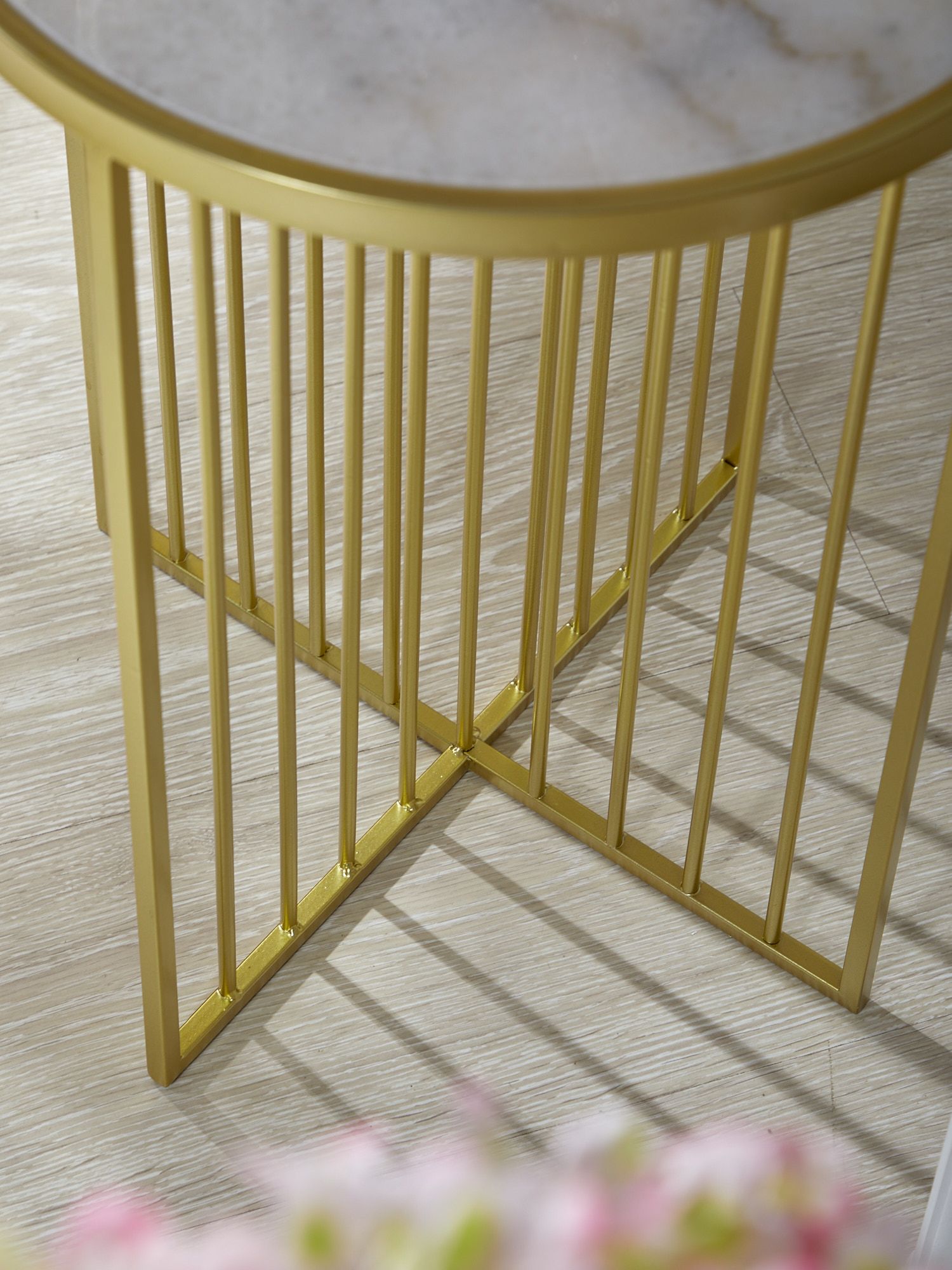 Столик интерьерный с белым мрамором Glasar 54-001