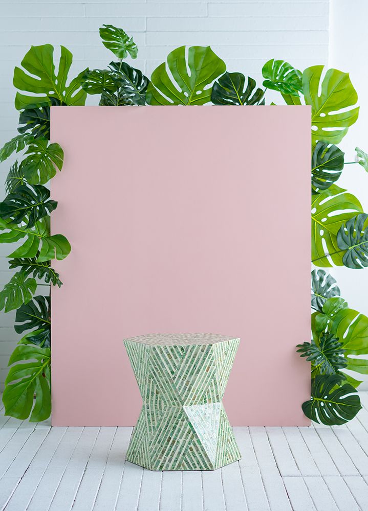 Столик акцентный с отделкой раковинами устриц Glasar 49925