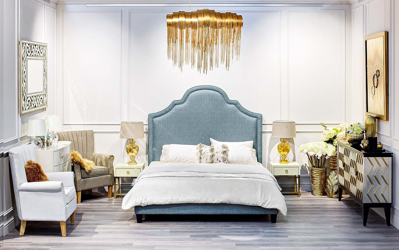 Тумбочка с выдвижным ящиком и стеклянными панелями бежевая Garda Decor KFC763E7