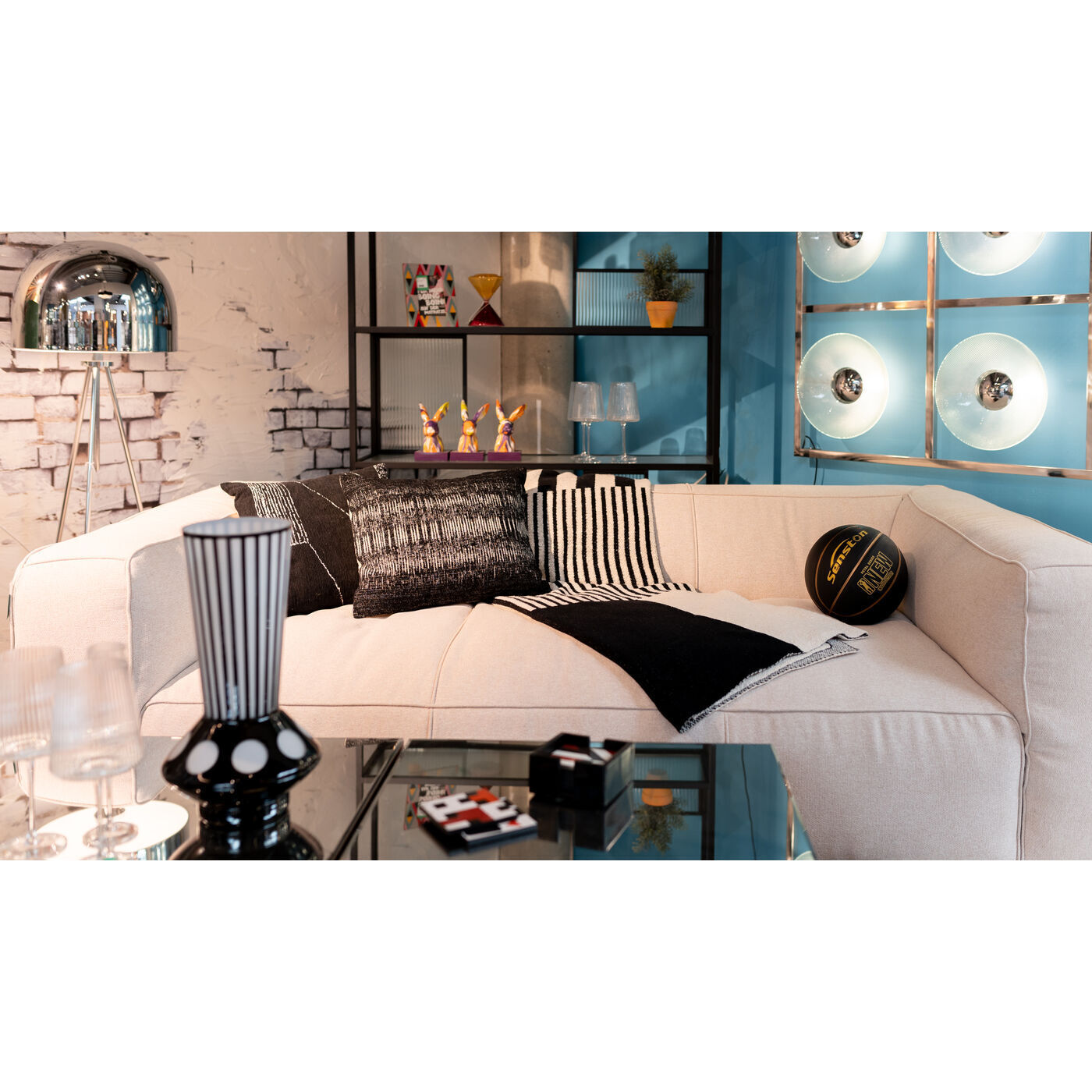 Подушка KARE Shadow 54687