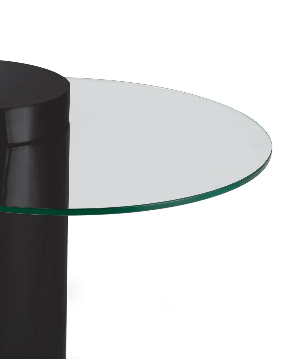 Черный приставной столик Мартиника. Louvre Home FST140924RJ