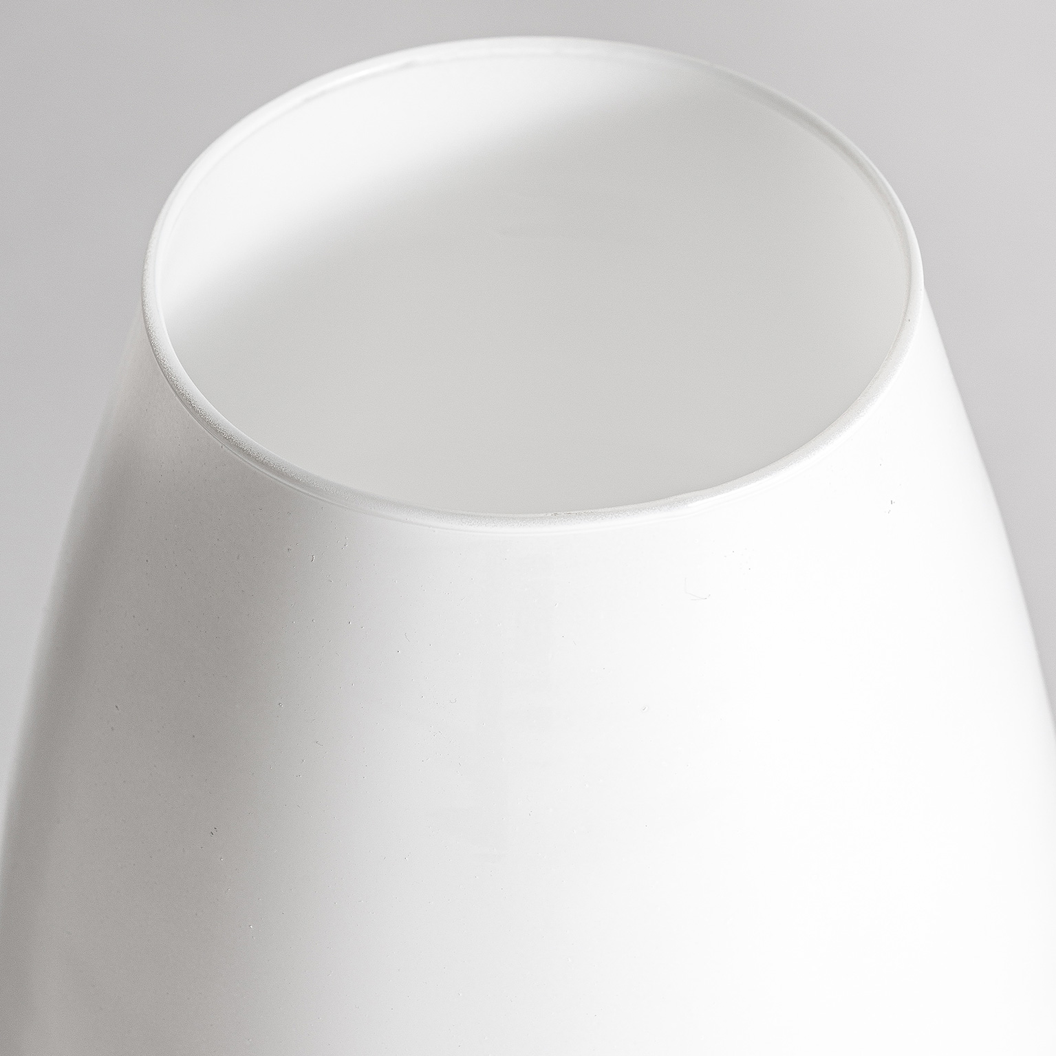 Ваза Donet белая Vical