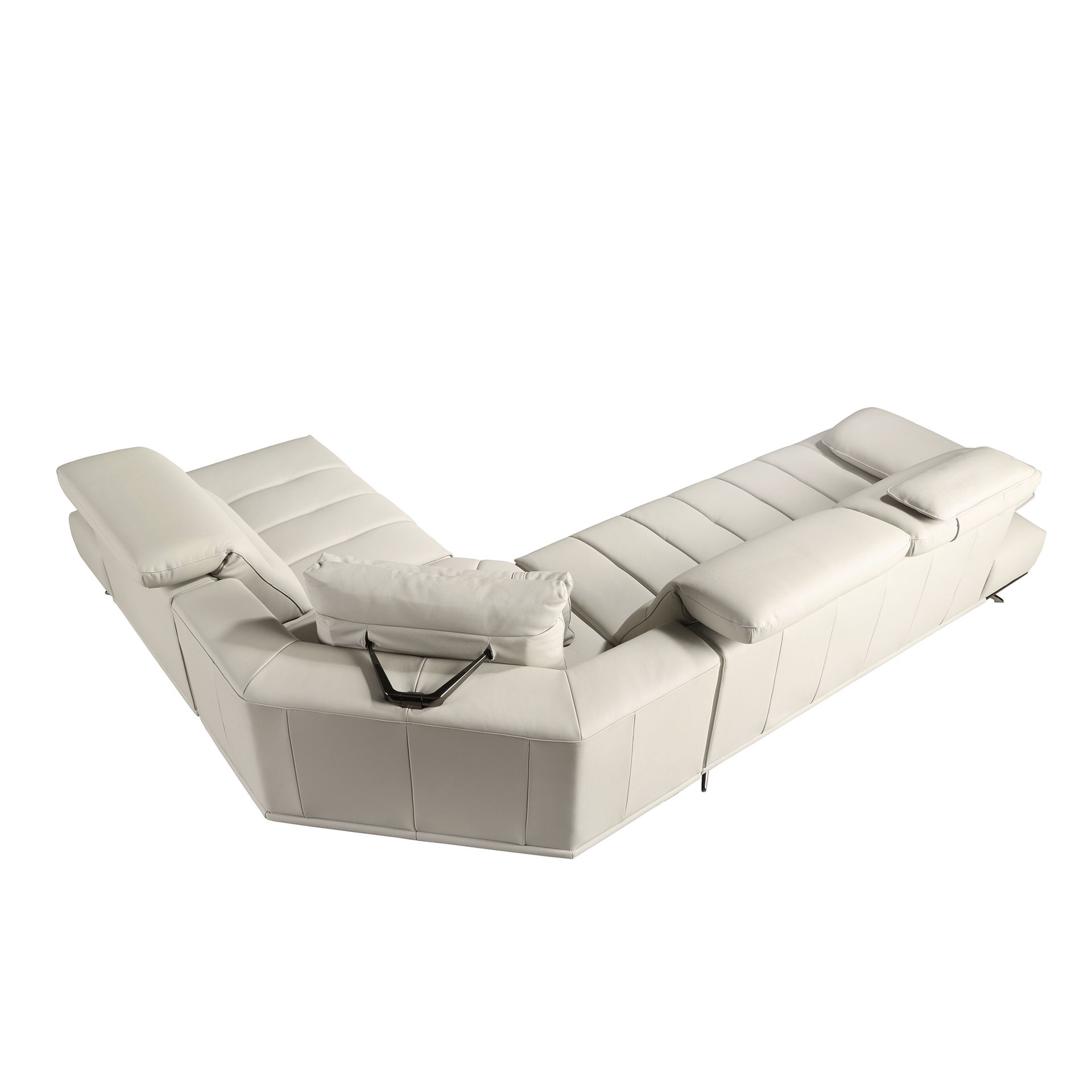 Угловой диван с правым шезлонгом 6244 из светло-серой кожи Angel Cerda