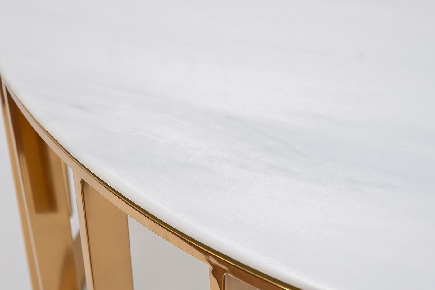 Стол журнальный круглый мраморное стекло/золото Garda Decor GY-10006