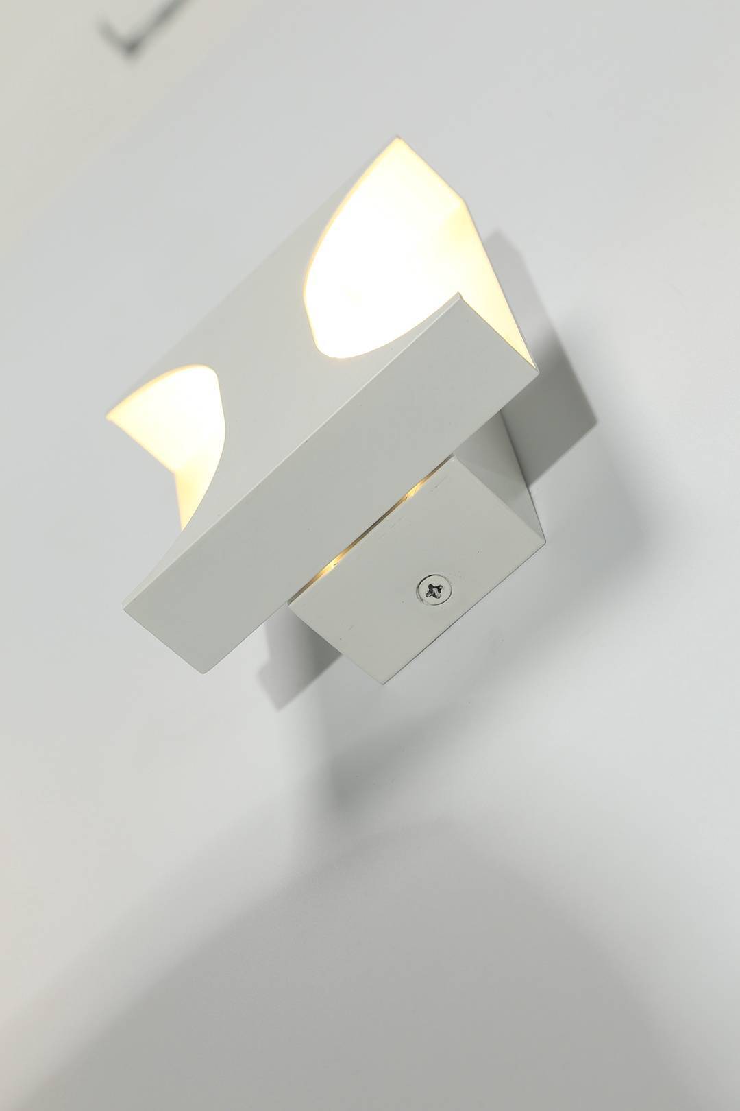 Светильник настенный DesignLed GW-7001-5-WH-NW