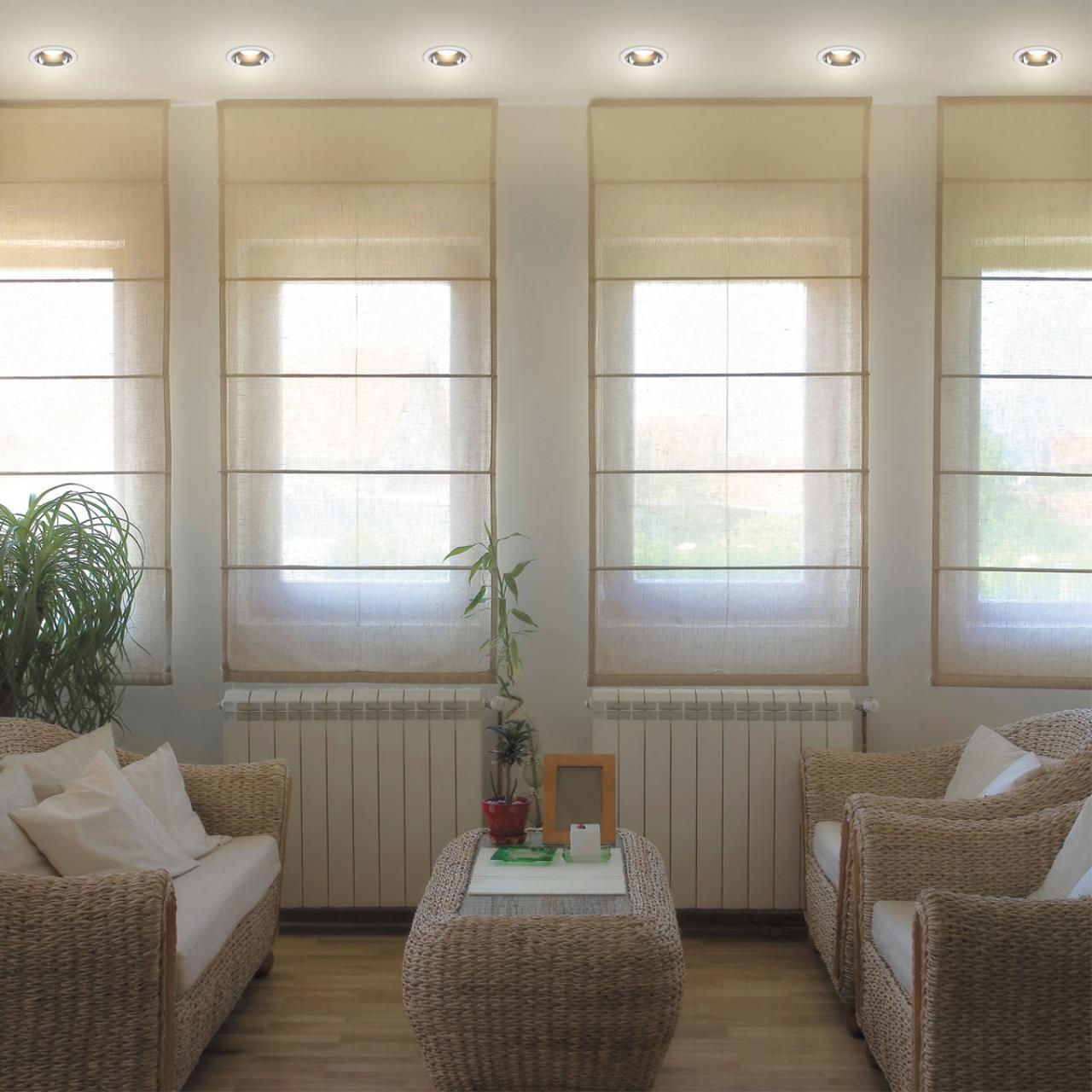 Встраиваемый диммируемый светильник на пульте управления со сменой цветовой температуры Novotech 358298