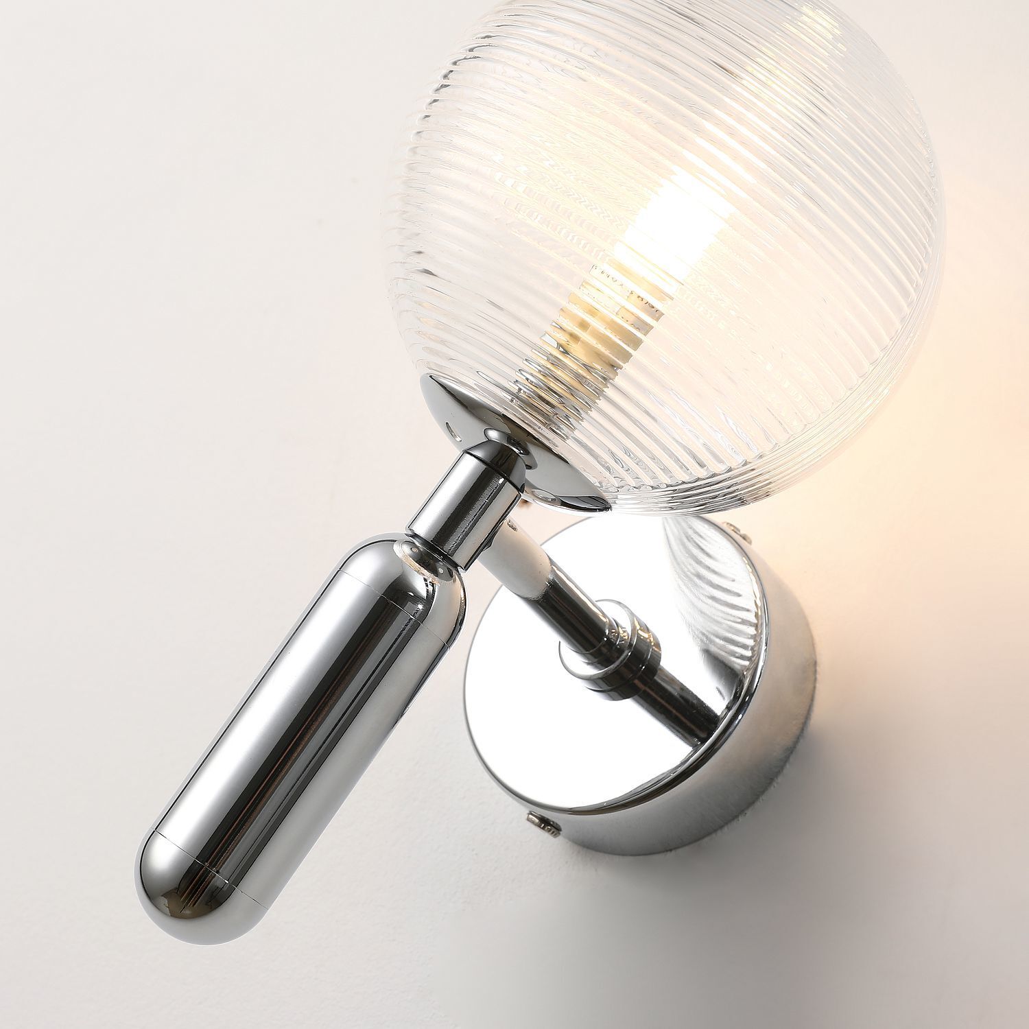 Настенный светильник Favourite 2724-1W