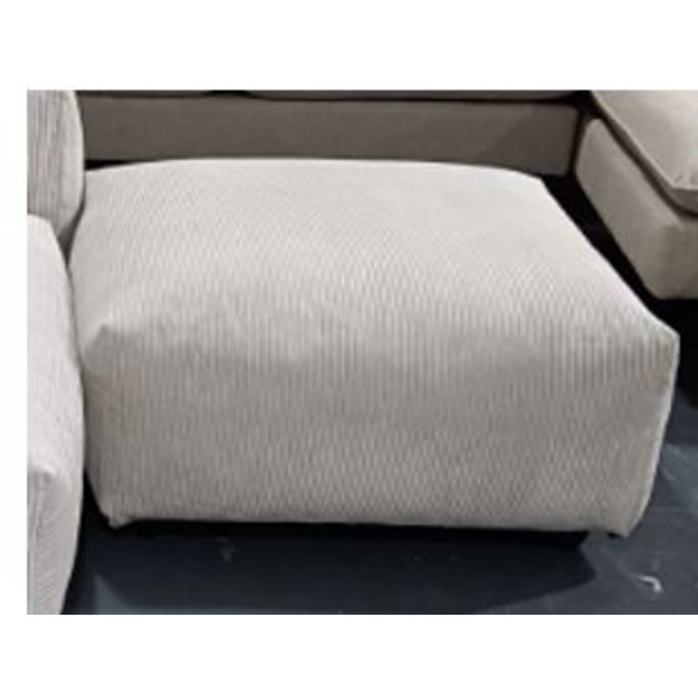 Пуф Karlie 108x84cm KARE 70953