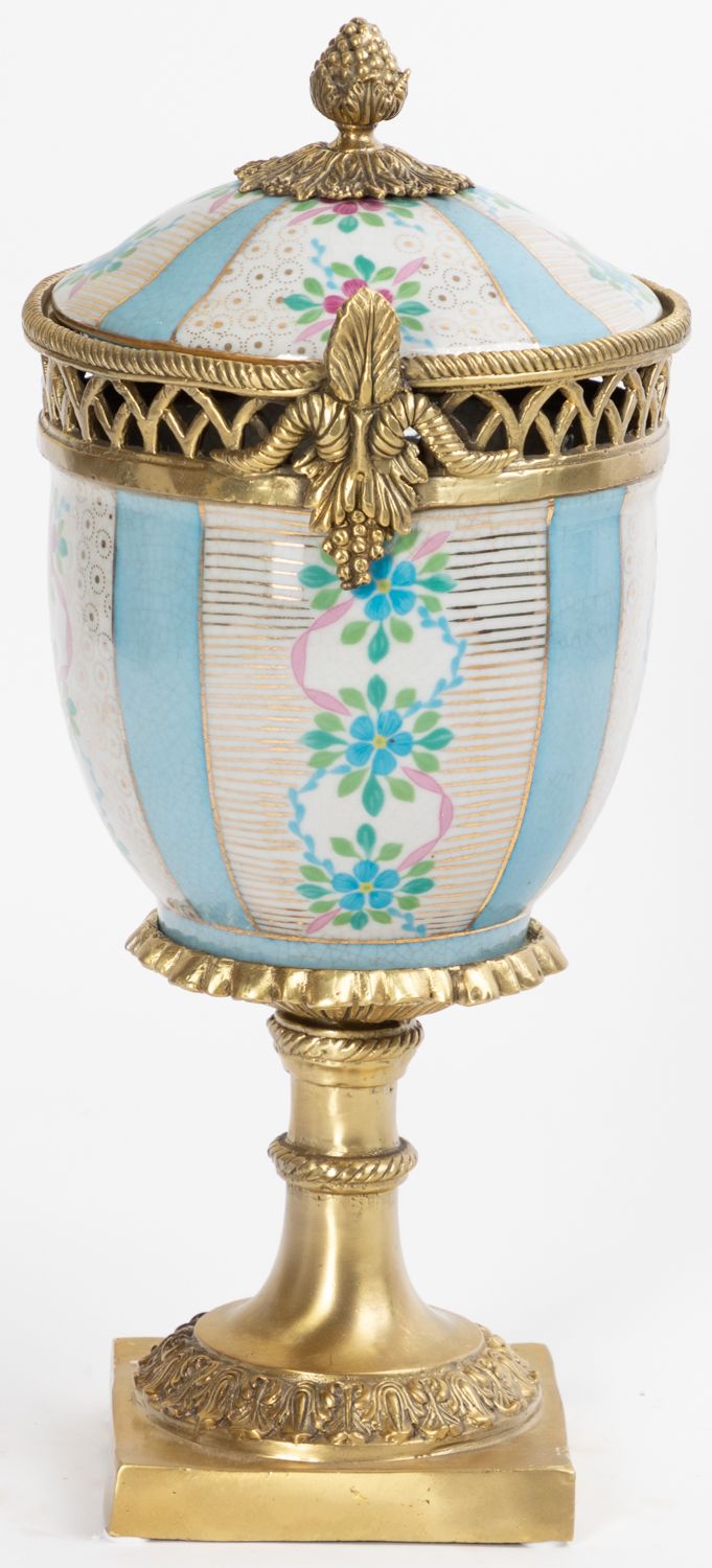 Ваза с крышкой Glasar J629C/HLD0956