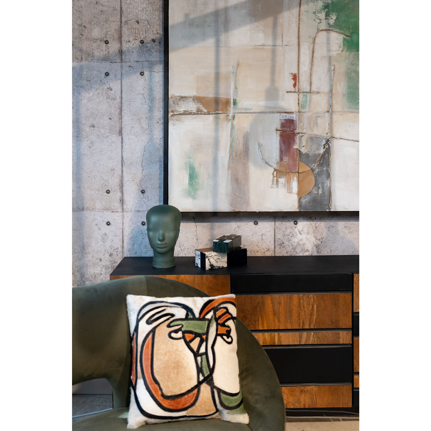 Подушка KARE Faces 54815