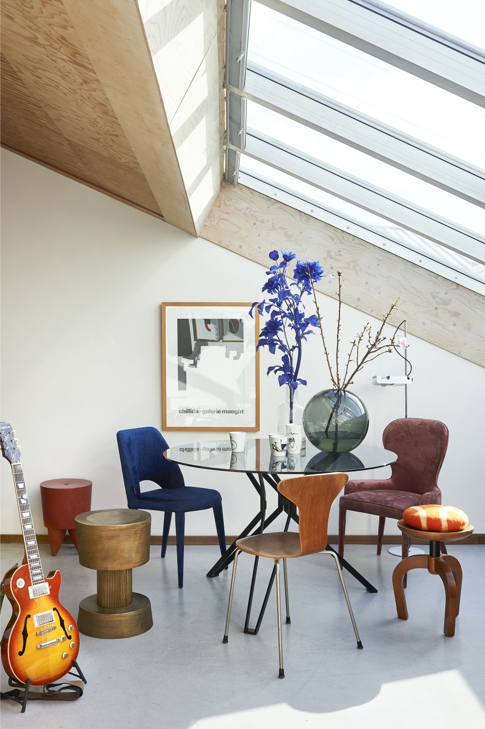 Приставной столик Pols Potten Bolt antique brass