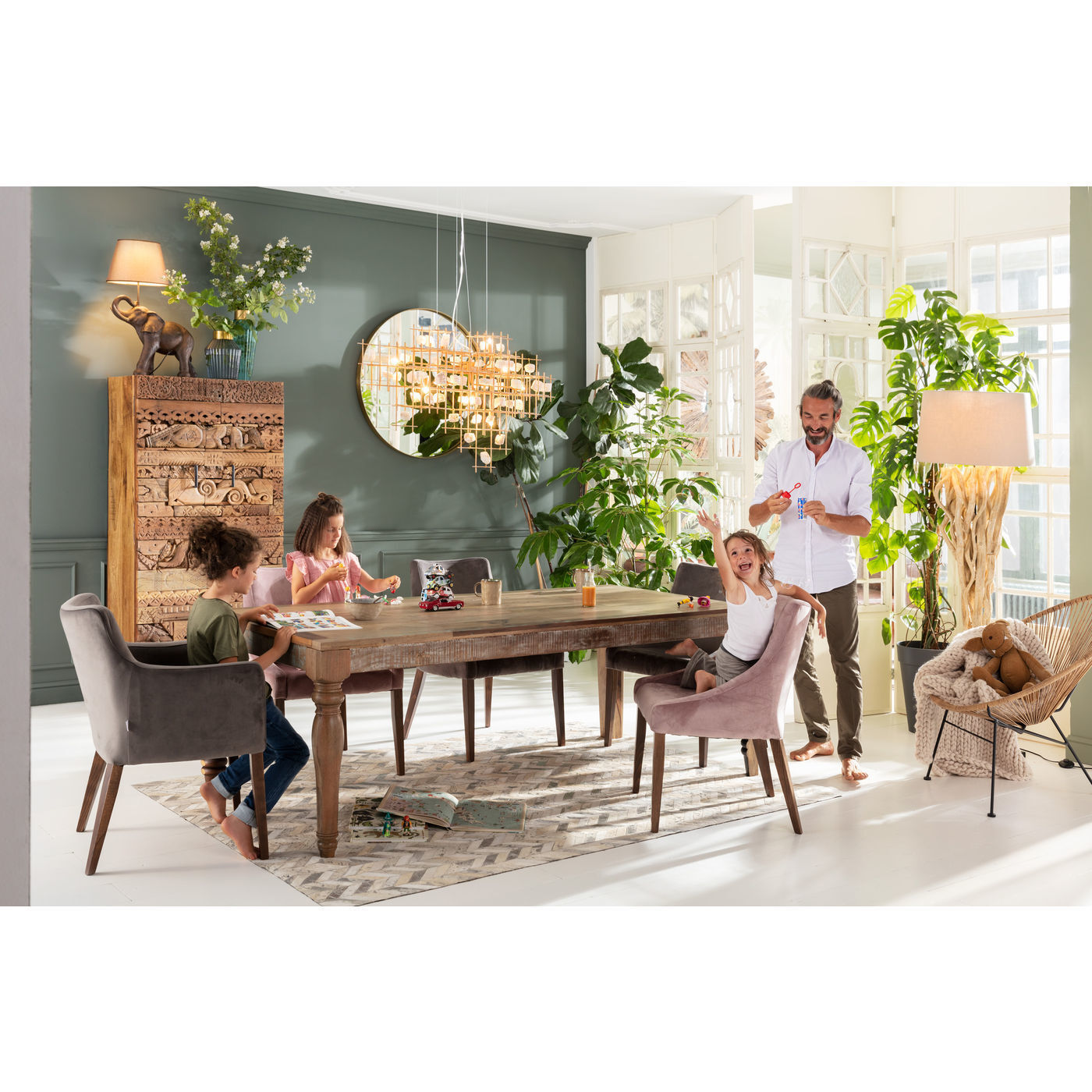 Стул с подлокотниками MOD 82470 KARE