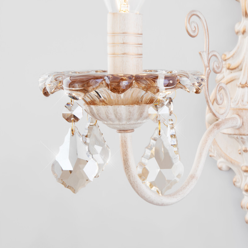 Бра Eurosvet 10118/1 белый с золотом/тонированный хрусталь Strotskis