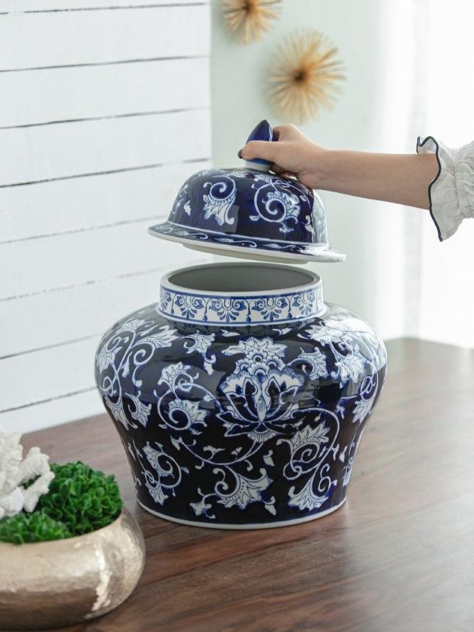 Ваза с крышкой Glasar AV69753