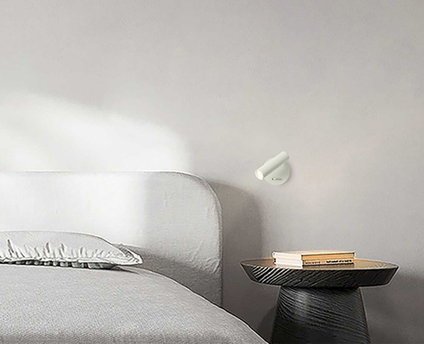 Спот ITALLINE IT08-8023 white 3000K