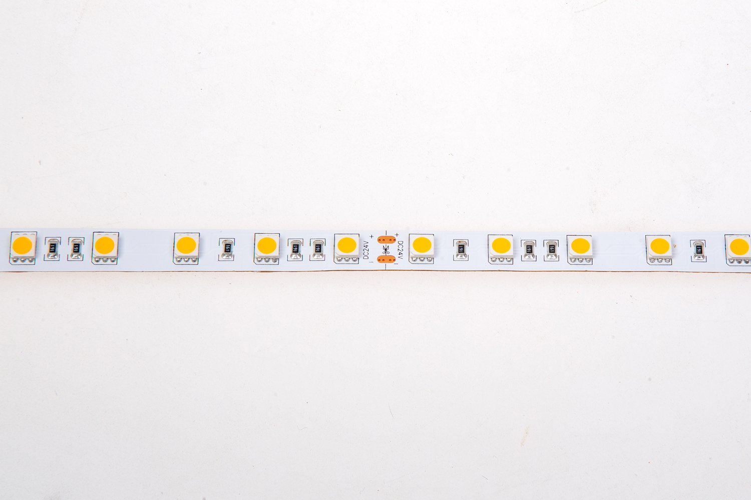 Светодиодная лента Donolux DN18287WWRA95